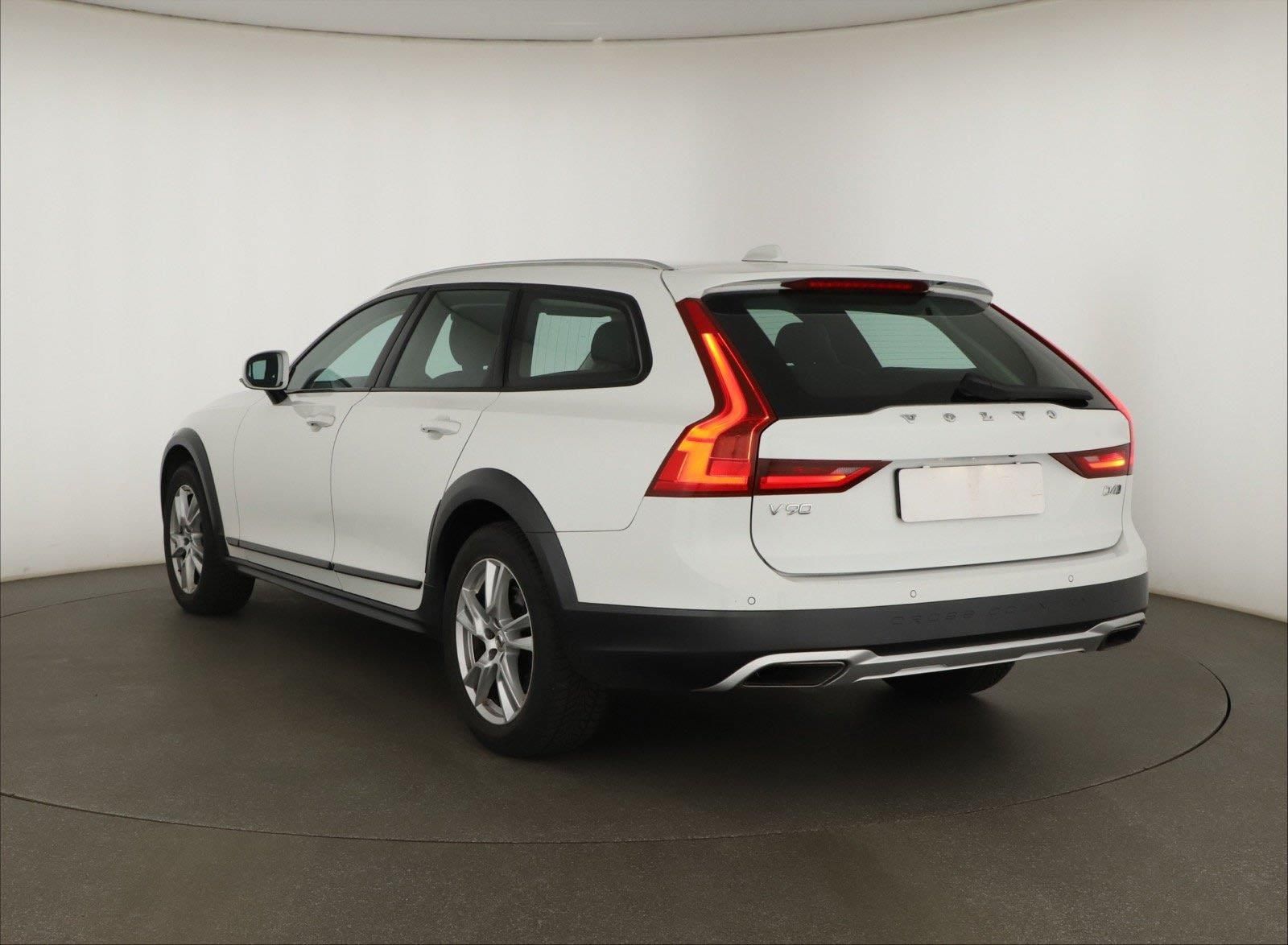 Volvo V90, Cross Country, 4X4, Automat - fotka 4