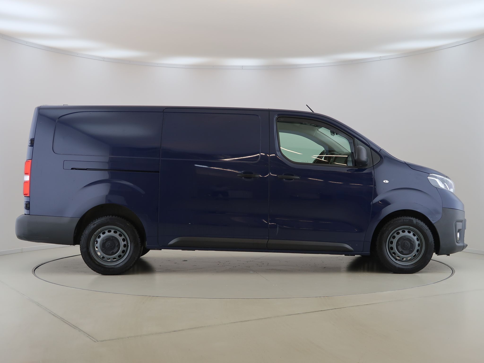 Toyota Proace, 2.0D-4D,L2,ActiveSmartCargo - fotka 4