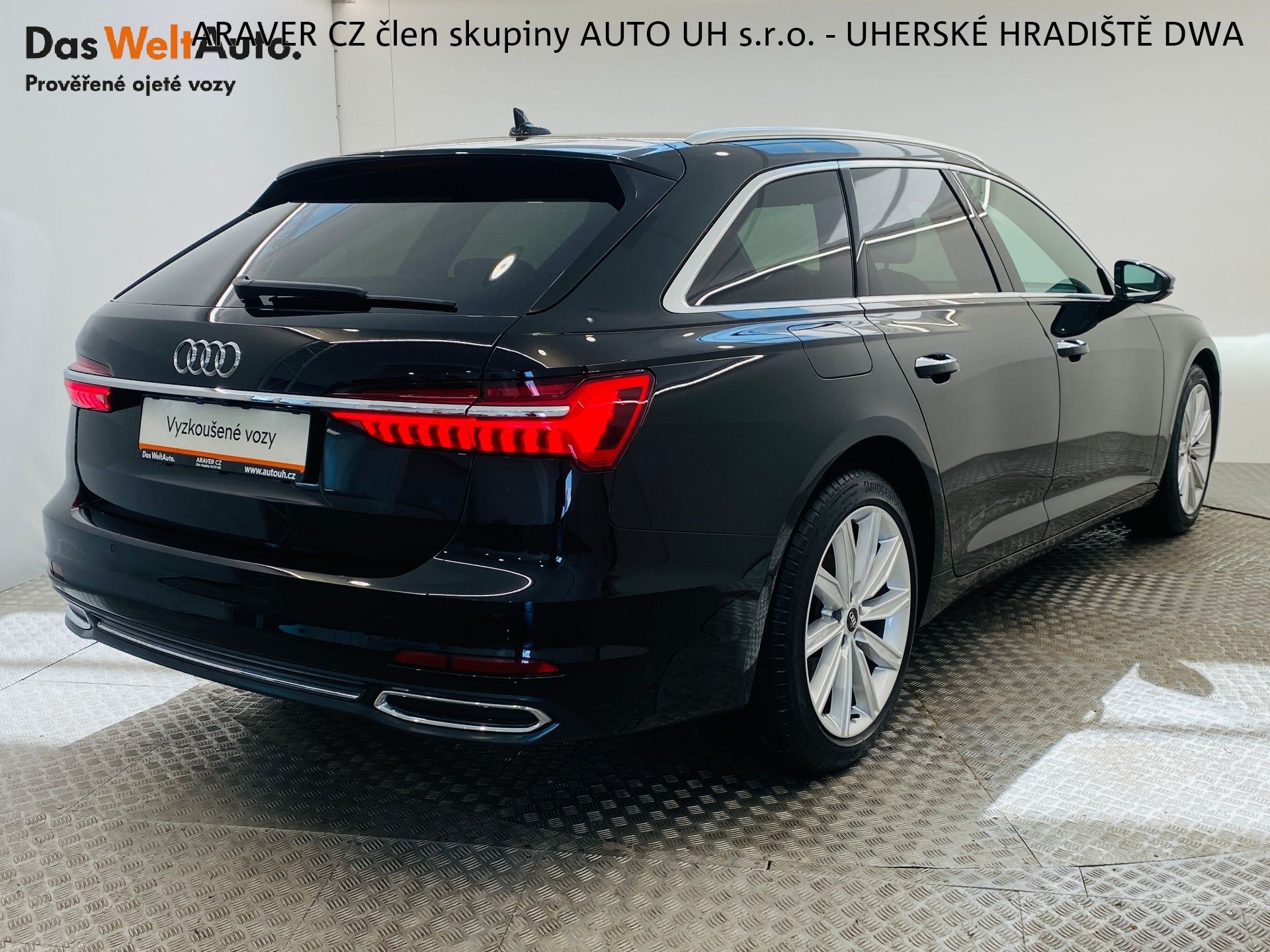 Audi A6, 40 TDI  Avant Sport - fotka 2