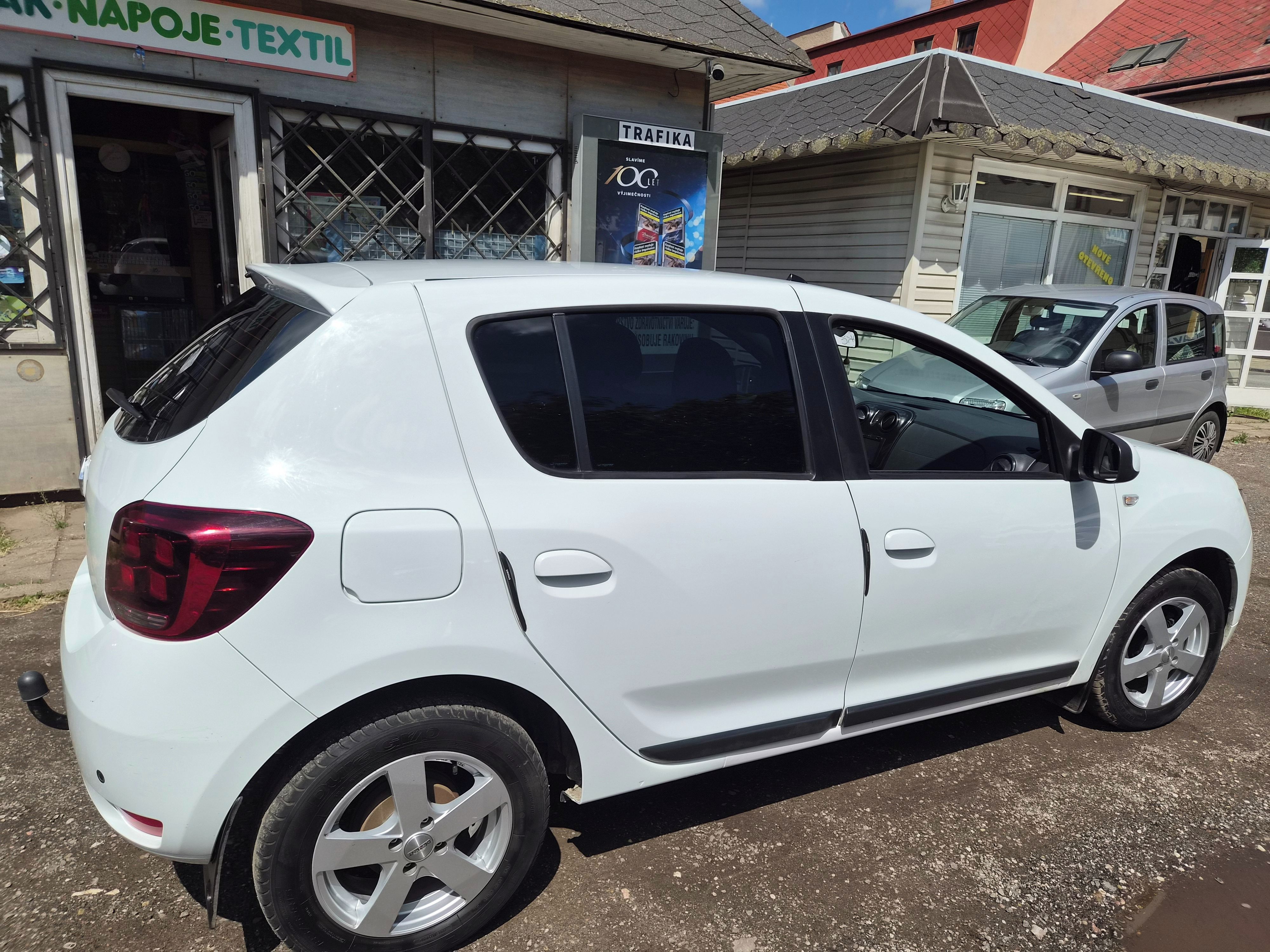 Dacia Sandero - fotka 4