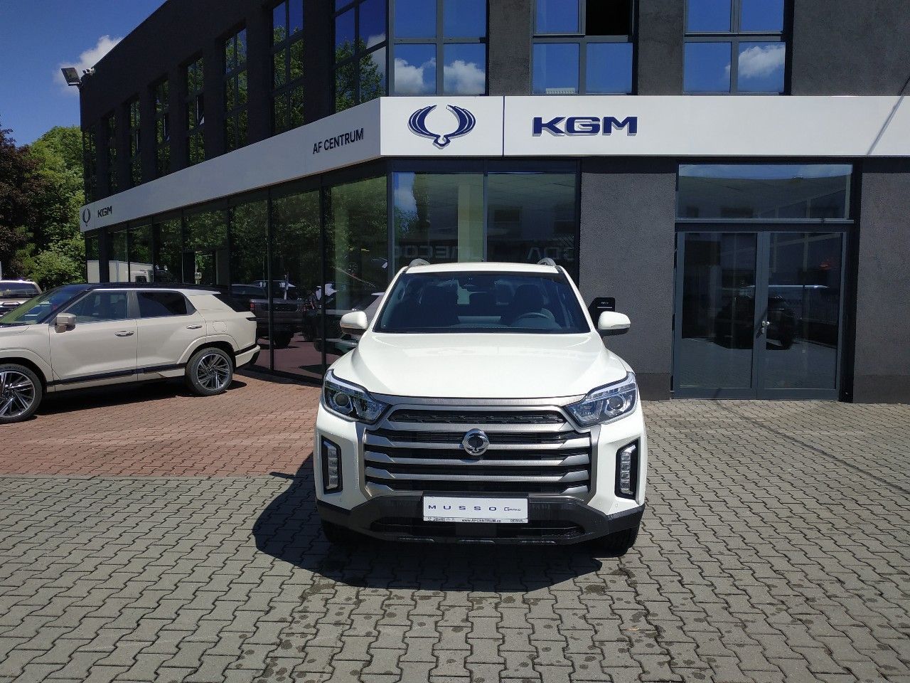 KGM Musso Grand, 2.2XDI, STYLE+ 4WD,AT,SKLADEM - fotka 2