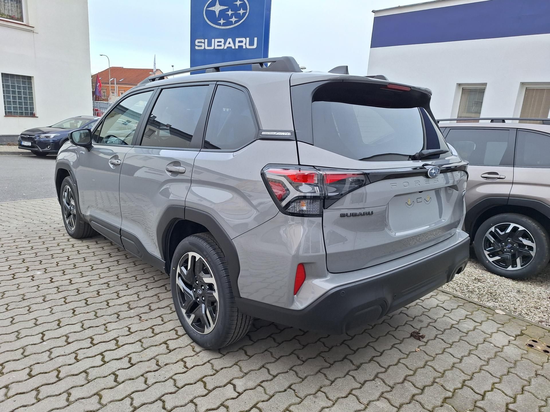 Subaru Forester, Comfort s NAVI -100.000 Kč - fotka 3