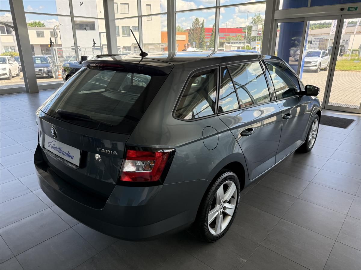Škoda Fabia, 1,2   TSI 66KW SERVISNÍ KNÍŽKA - fotka 6