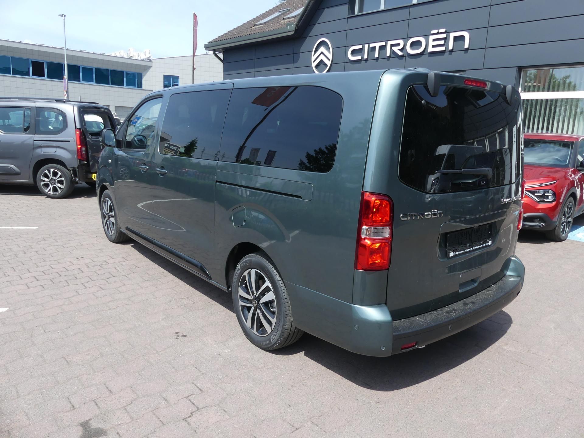 Citroën SpaceTourer, SHINE L3 2.2 BlueHDi 180 - fotka 6