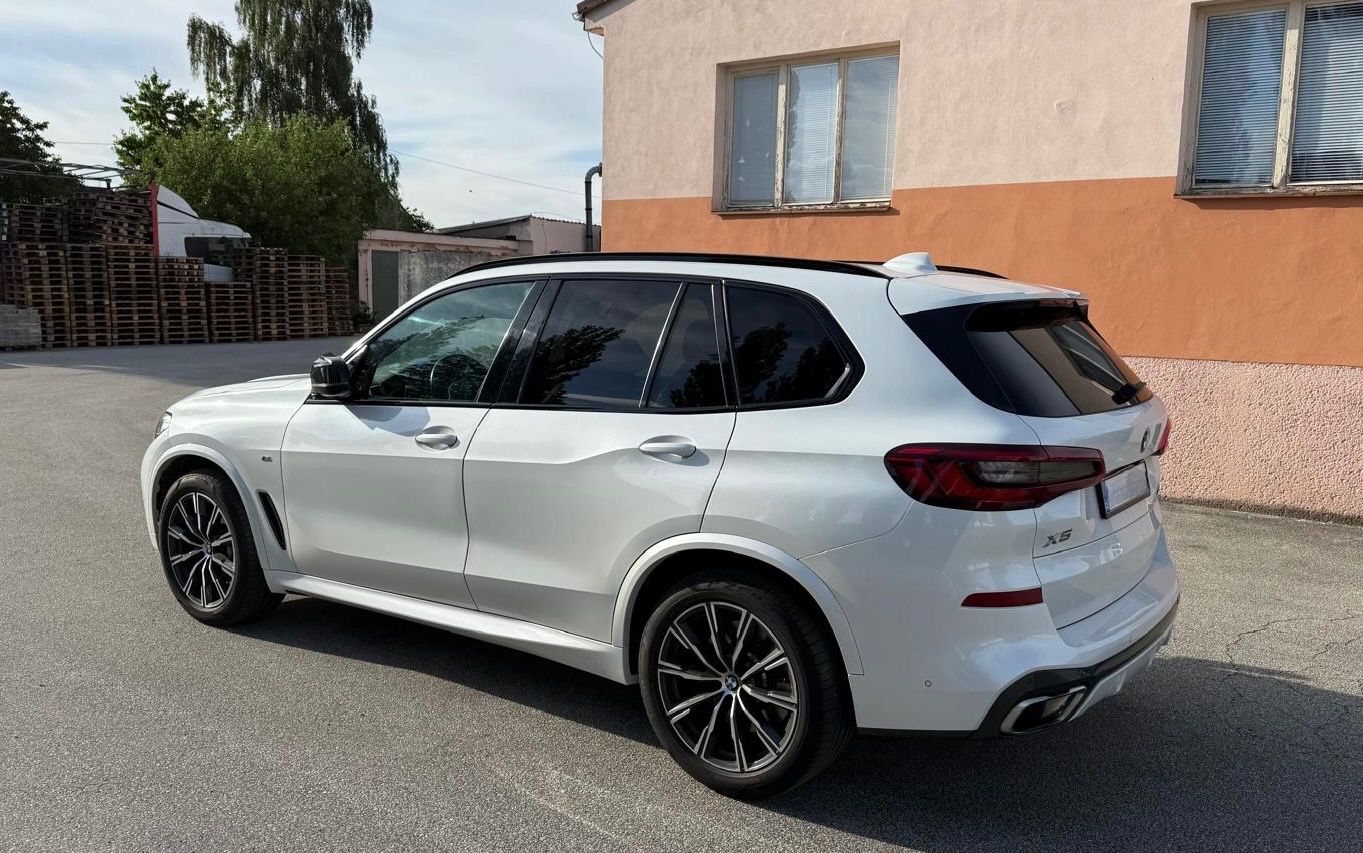 BMW X5, M-paket, panorama,.nez.topení - fotka 5