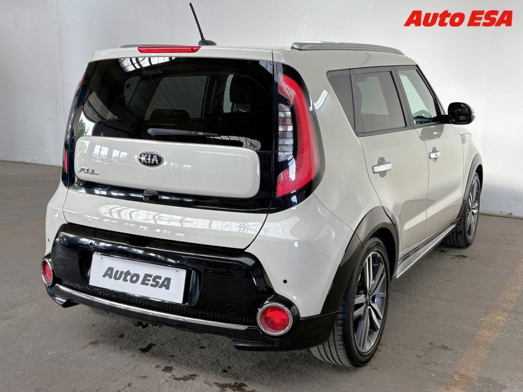Kia Soul, 1.6i,Spirit - fotka 4
