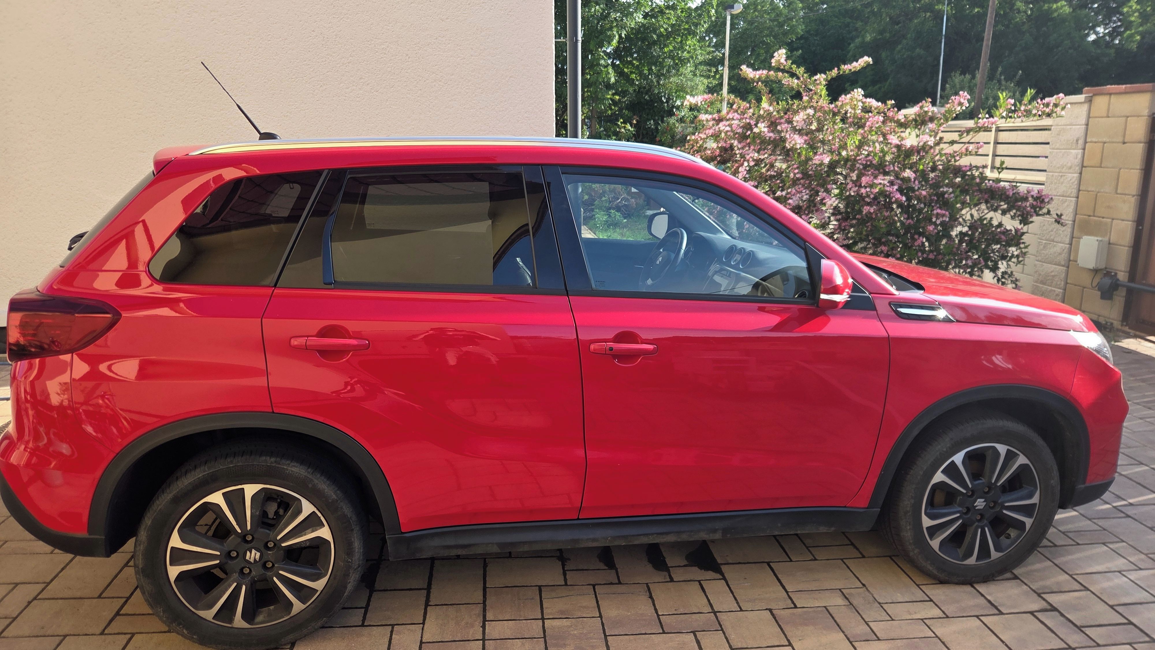 Suzuki Vitara, Suzuki Vitara 1.4T 4x4 103kW - fotka 4