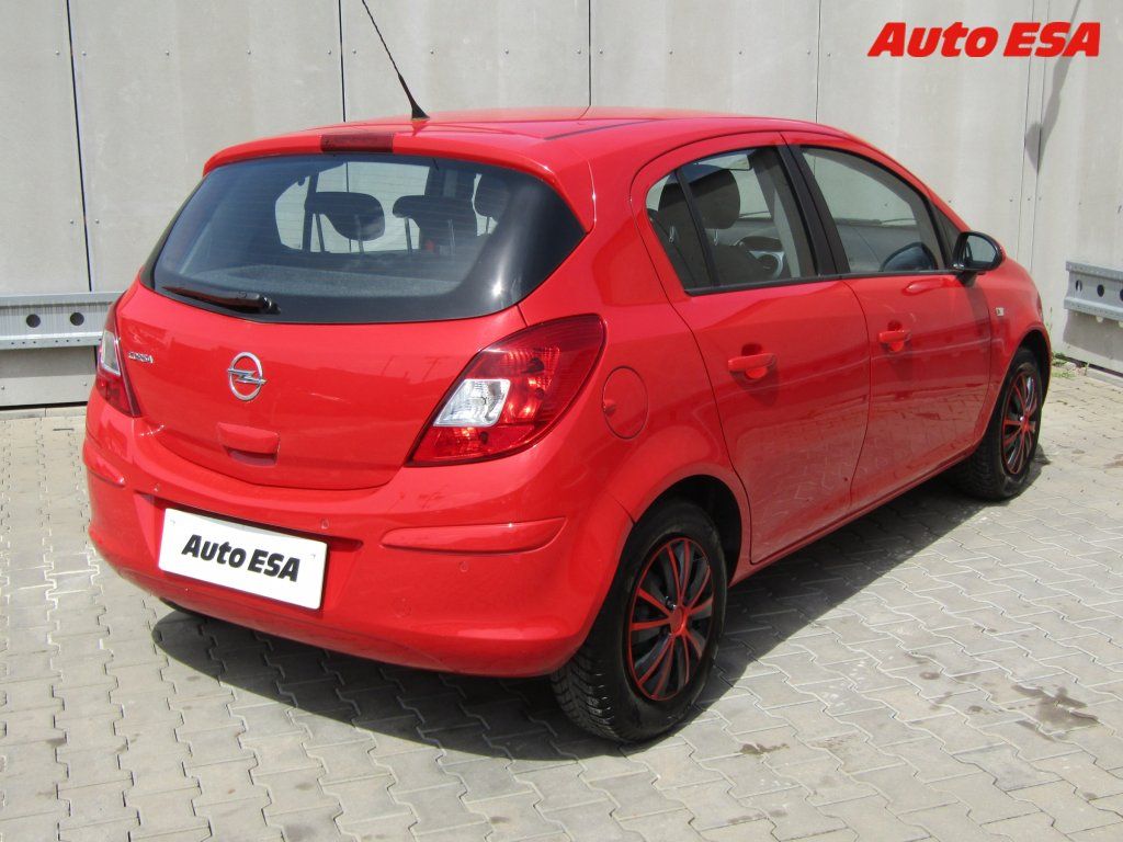 Opel Corsa, 1.2i - fotka 4