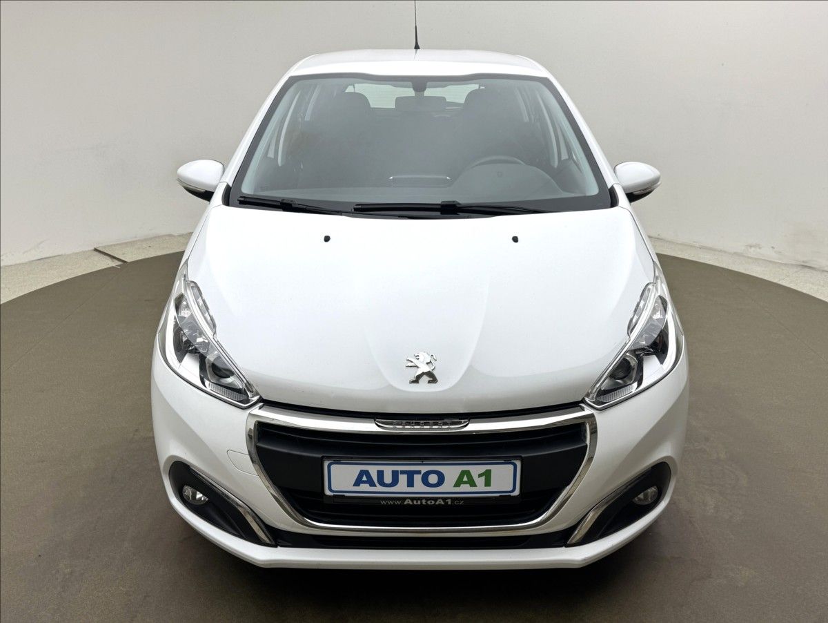 Peugeot 208, 1,6 HDi DPH KLIMATIZACE LED ČR - fotka 2