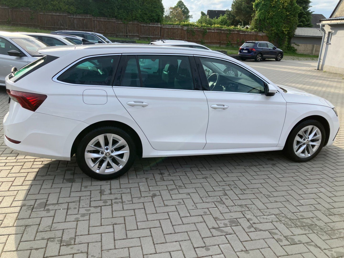 Škoda Octavia, 2.0TDI STYLE NEHAVAROVANÉ - fotka 3