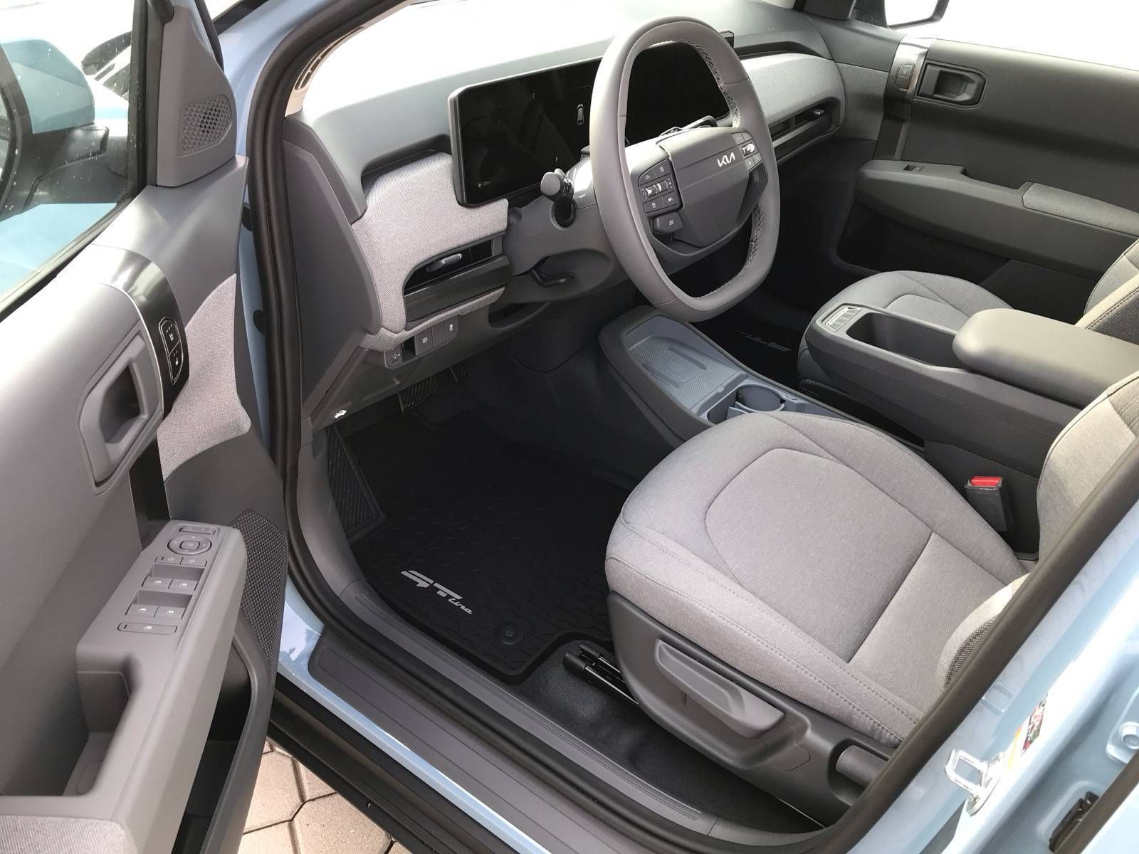 Kia EV3, EARTH 81,4 kWh - fotka 5