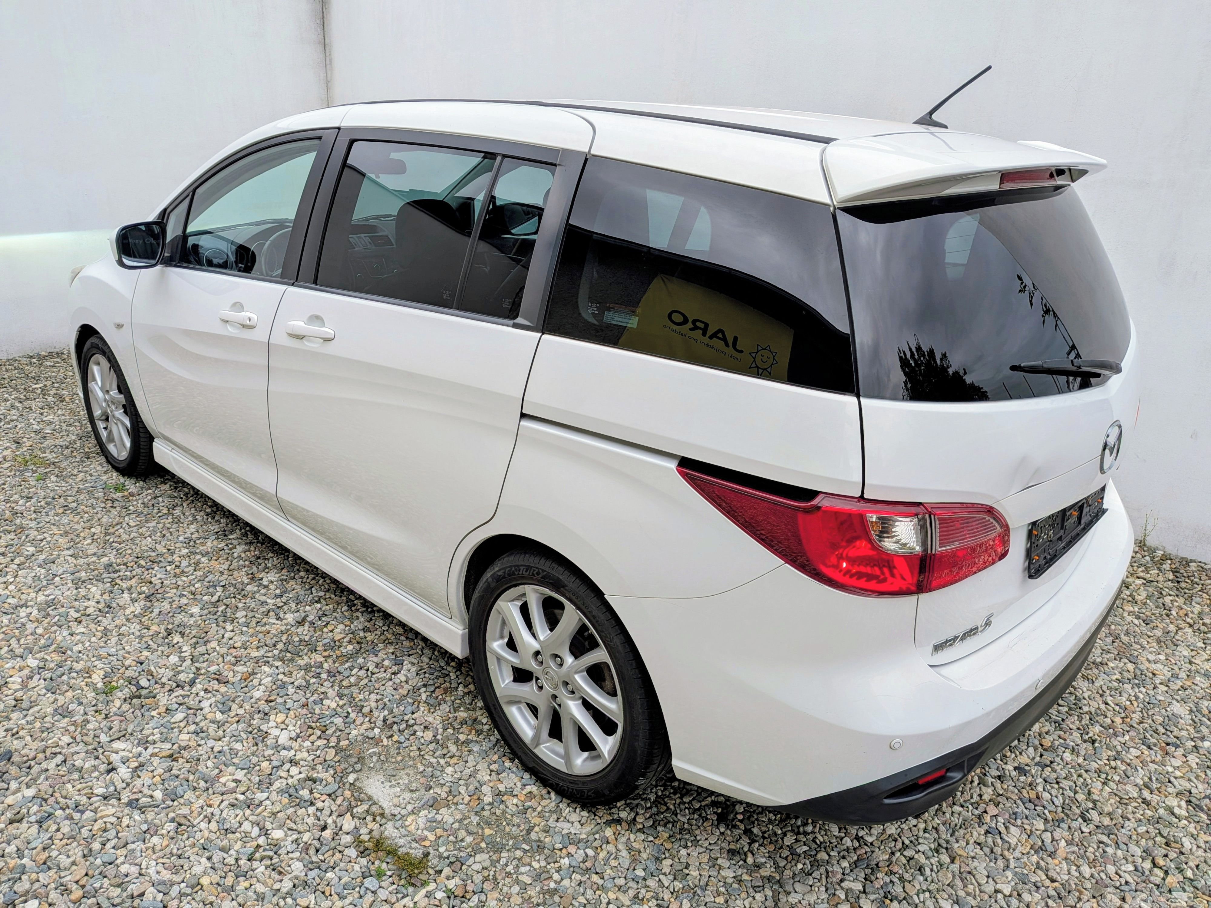 Mazda 5, 2.0 MZR 110kW XENON 7.Míst - fotka 2