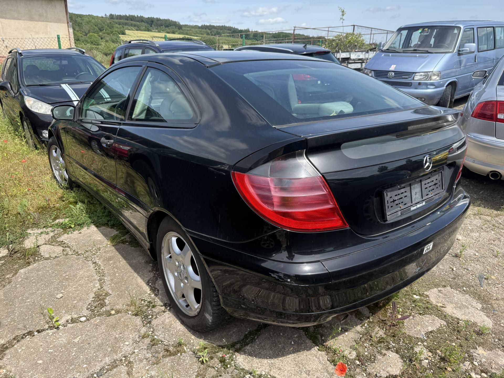 Mercedes-Benz Třídy C, 2.0 95kw - fotka 3
