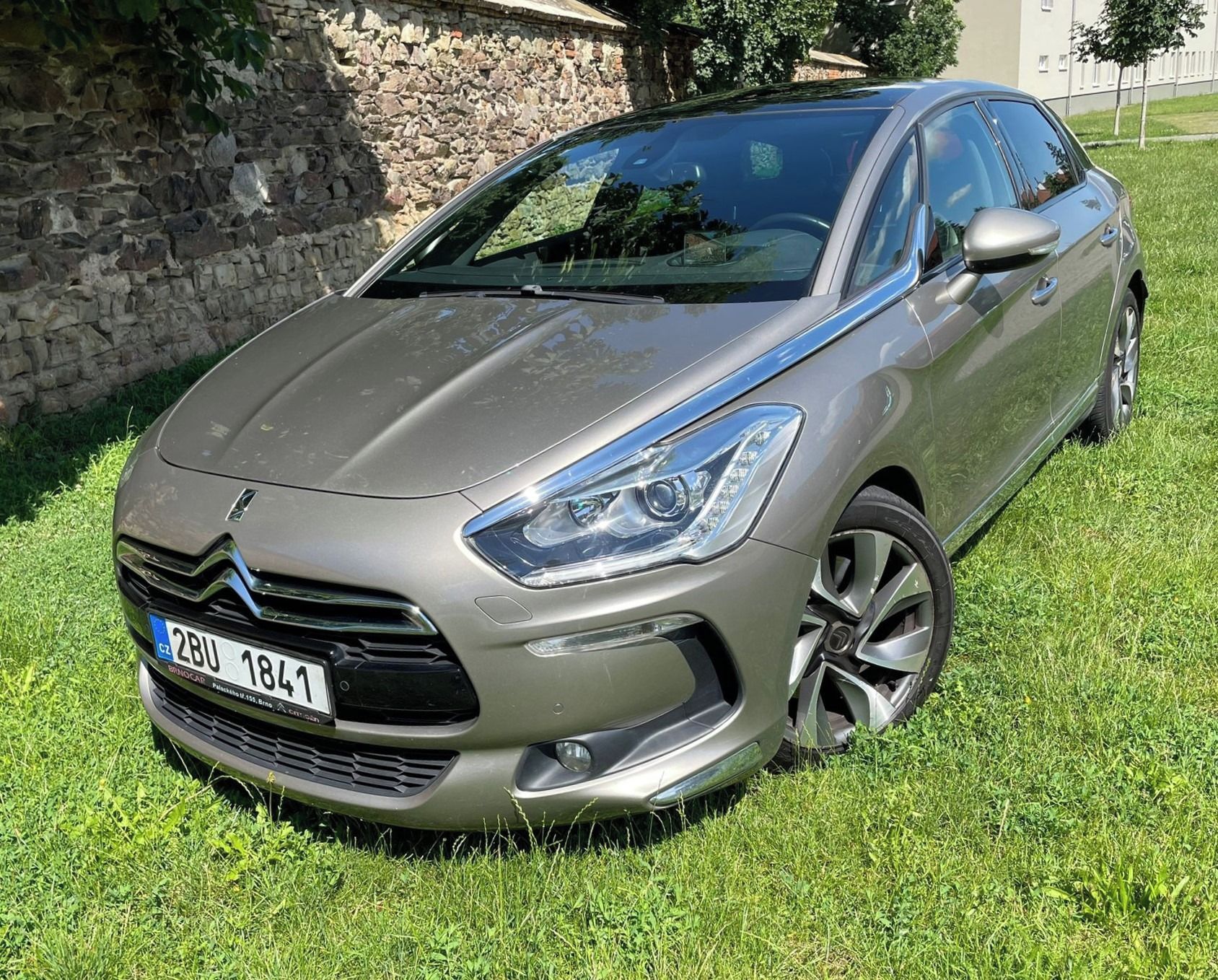 Citroën DS5, 2.0 HDi, 120 kW, manuál