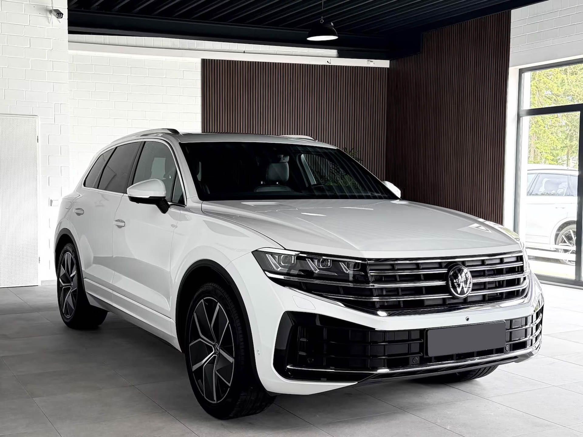 Volkswagen Touareg, eHybrid 4M Elegance IQ 360 Pan - fotka 2