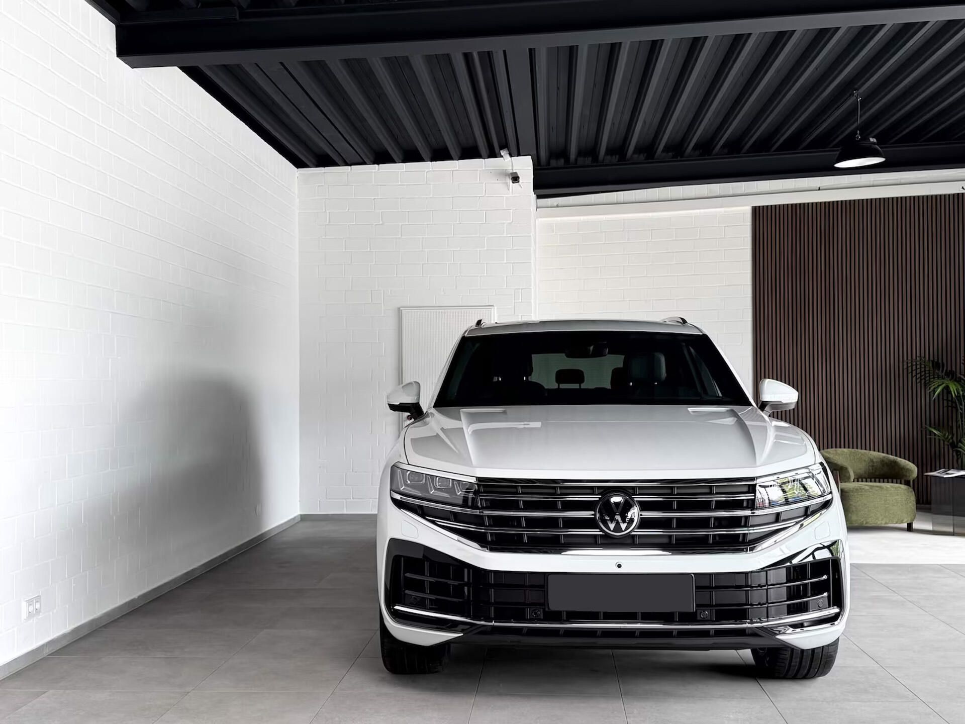 Volkswagen Touareg, eHybrid 4M Elegance IQ 360 Pan - fotka 3