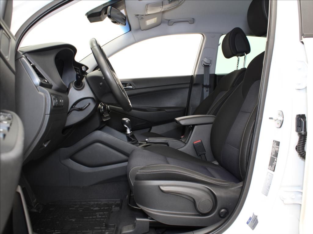 Hyundai Tucson, 1,6 T-GDi Trikolor 137tkm. ČR - fotka 6