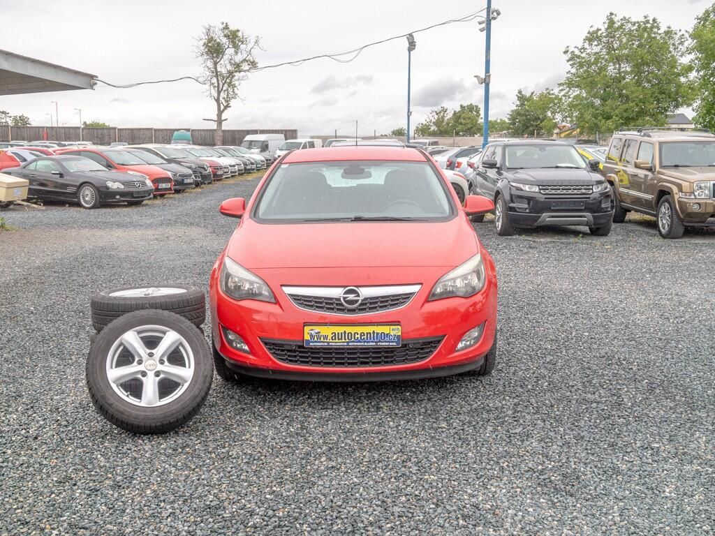 Opel Astra, 1.7D 81KW – 2x KOLA - fotka 2