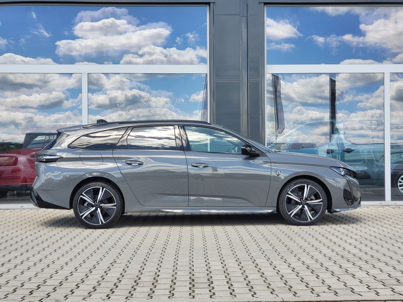 Peugeot 308, SW GT PureTech 130k EAT8 - fotka 4