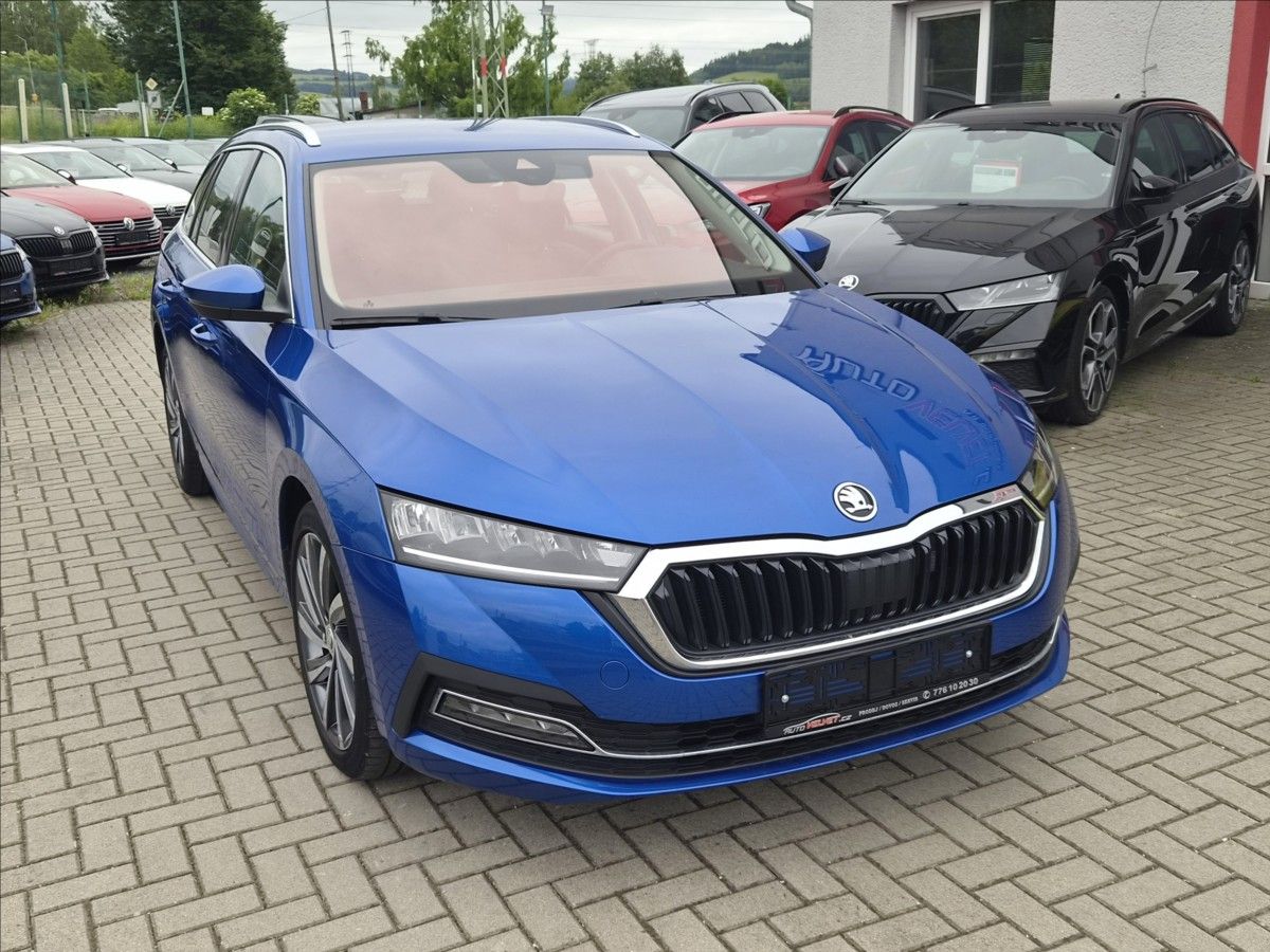 Škoda Octavia, 2,0 TDi *LED*NAVI*TAŽNÉ* - fotka 4