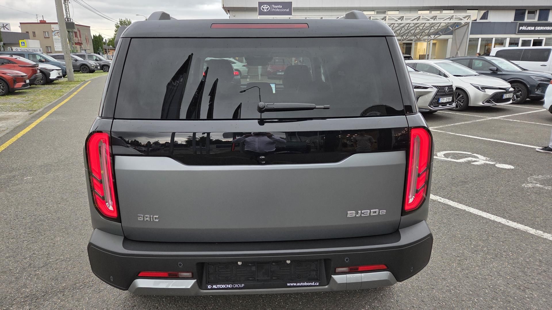 BAIC BJ30, HEV 1.5T 209kW 2DHT 4x4 ALL IN - fotka 6