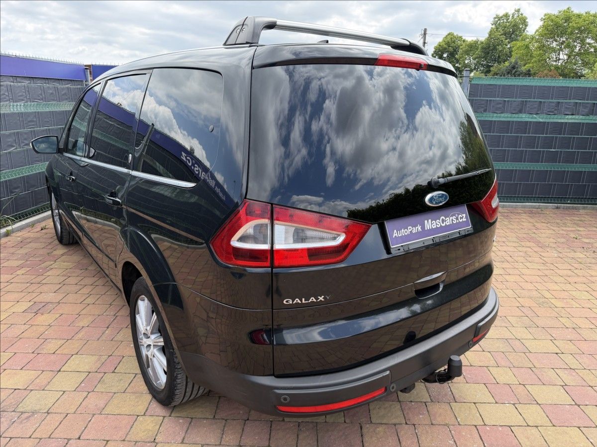 Ford Galaxy, 2.0 TDCi Ghia 7míst - fotka 6