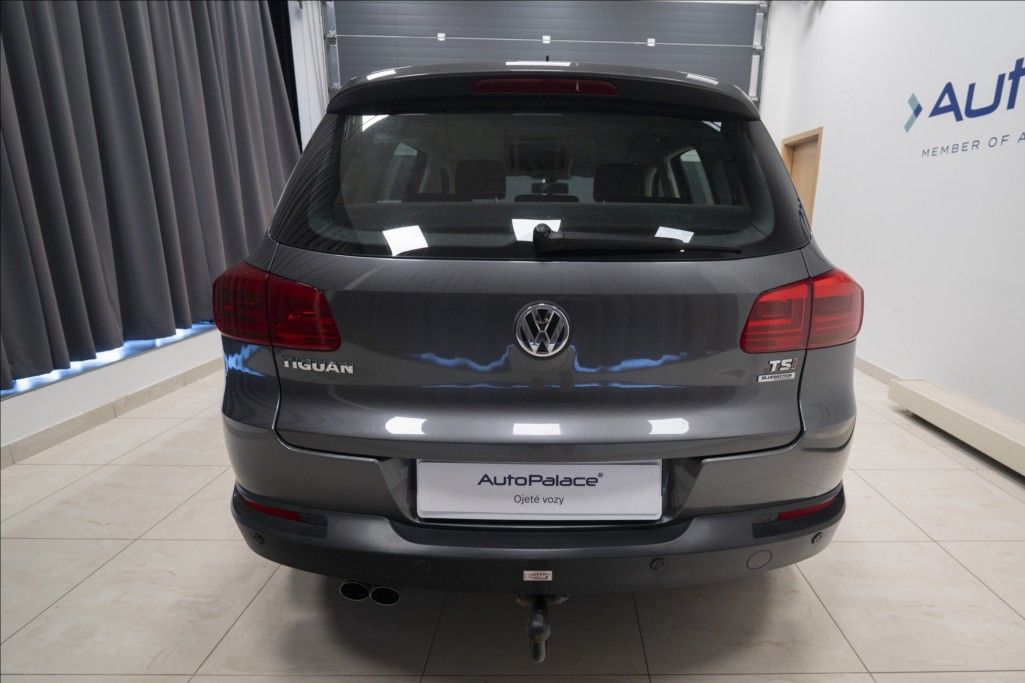Volkswagen Tiguan, 1,4 TSI KAMERA VÝHŘEV TAŽNÉ ČR - fotka 5