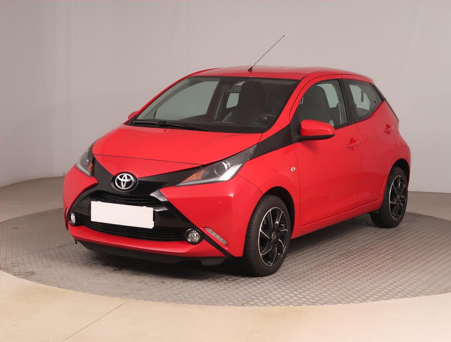 Toyota Aygo, 1.0 VVT-i, Automat, Serv.kniha - fotka 2