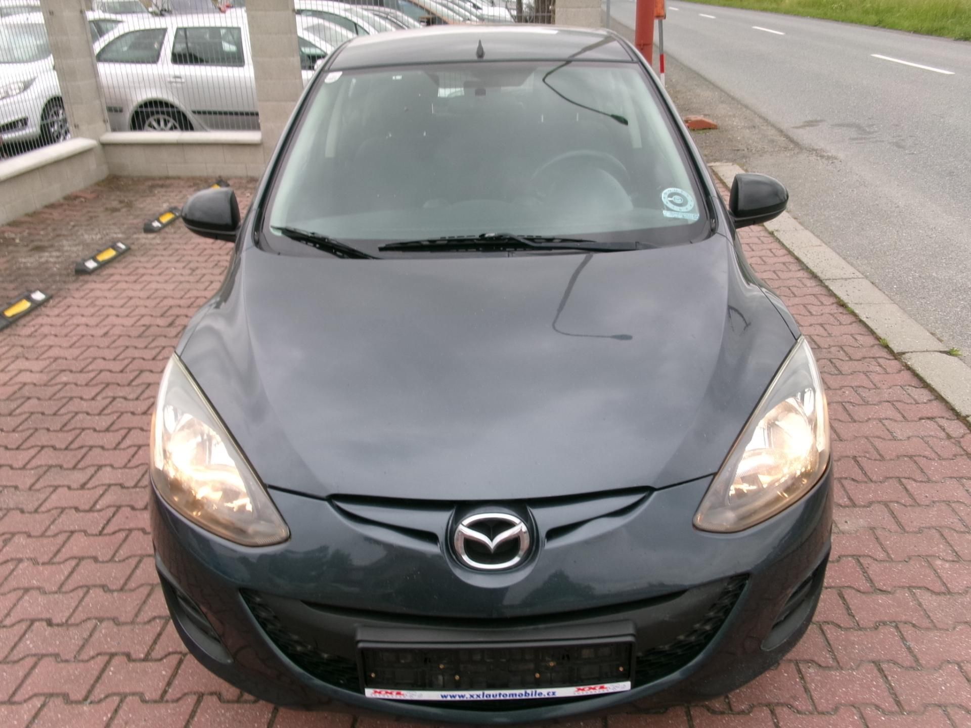 Mazda 2, 1,3i KLIMA 1.MAJ - fotka 4