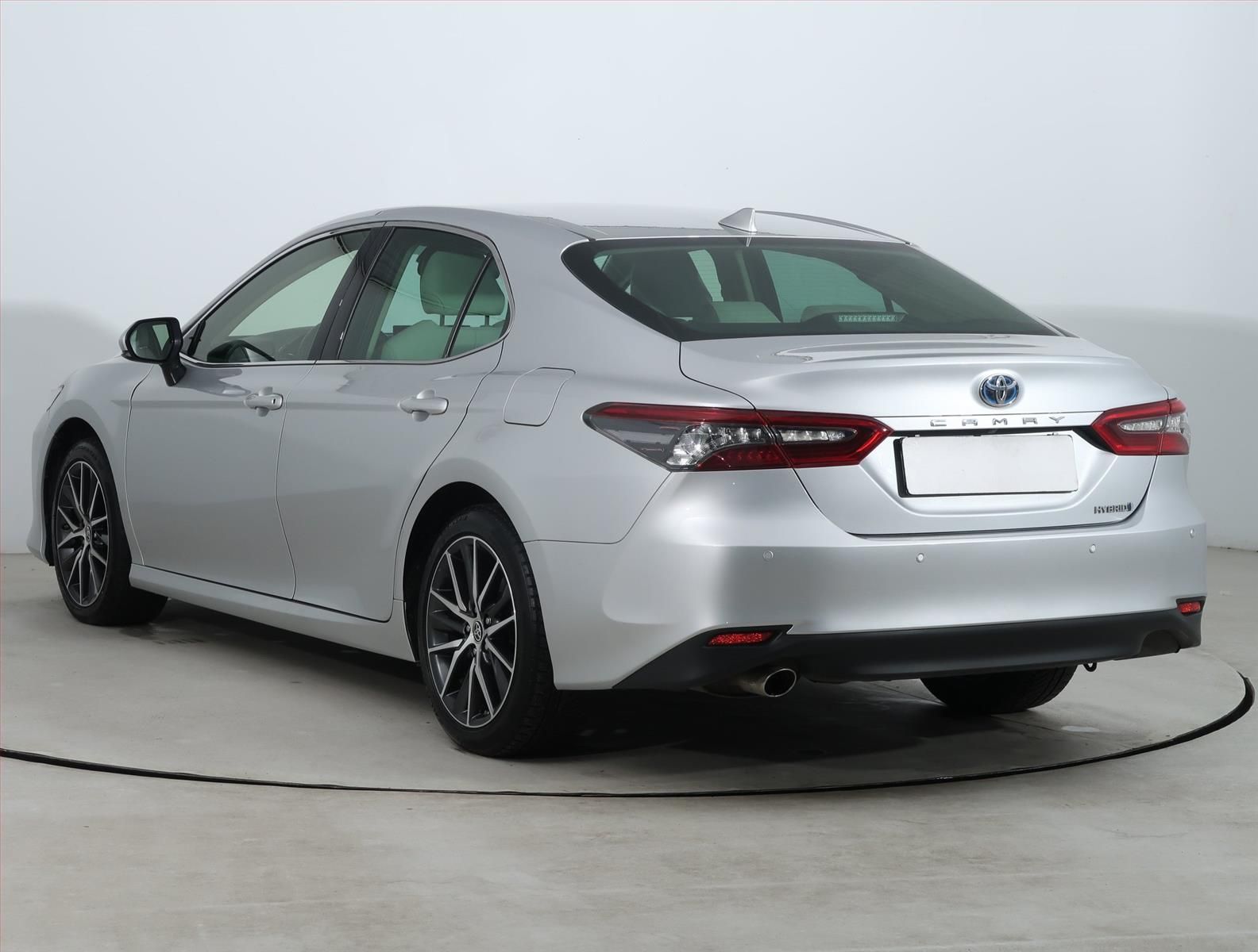 Toyota Camry, 2.5 Hybrid, Executive, Záruka - fotka 4