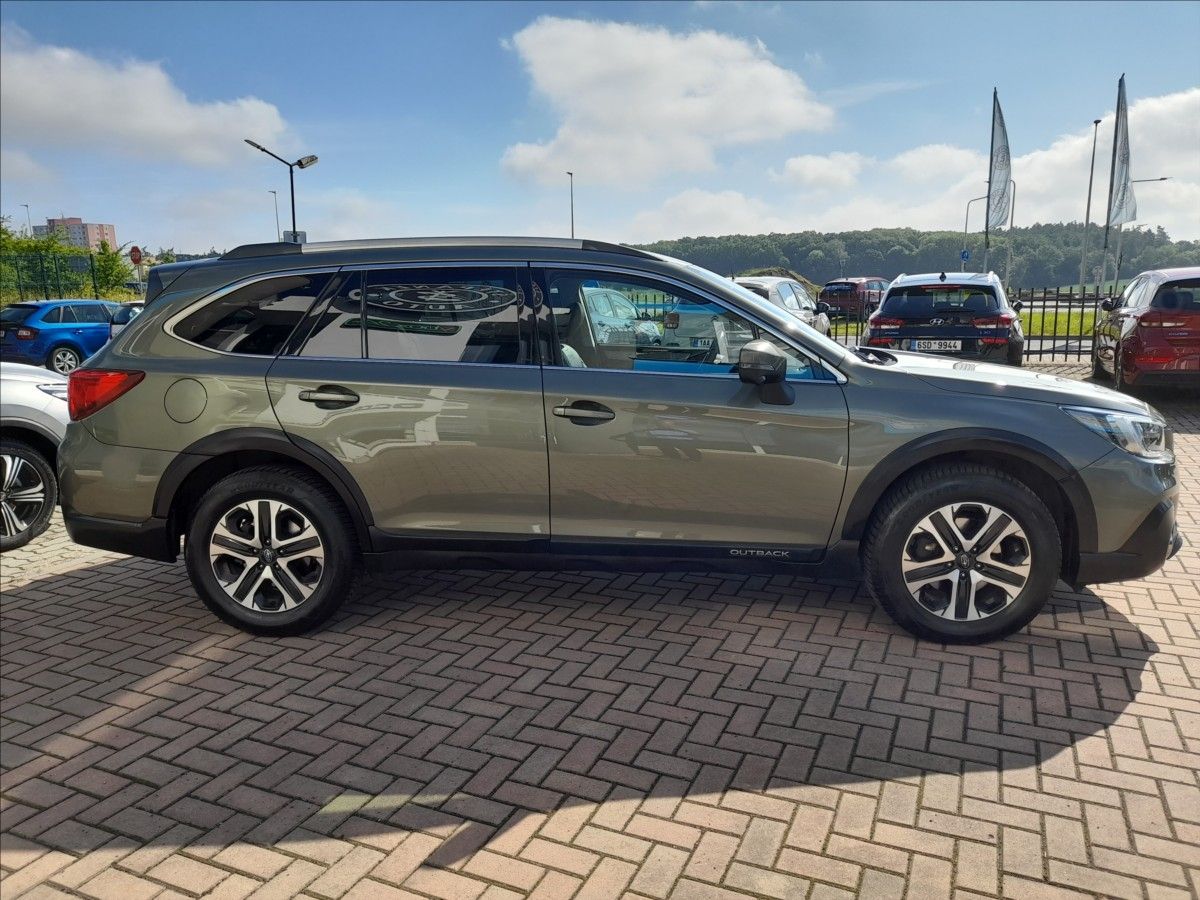 Subaru Outback, 2,5 - fotka 5