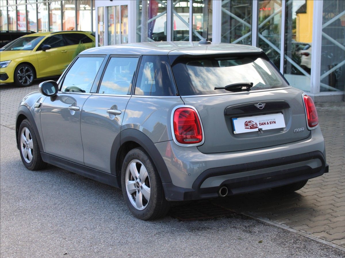 Mini Cooper, 1,5 1.majitel CZ - fotka 4