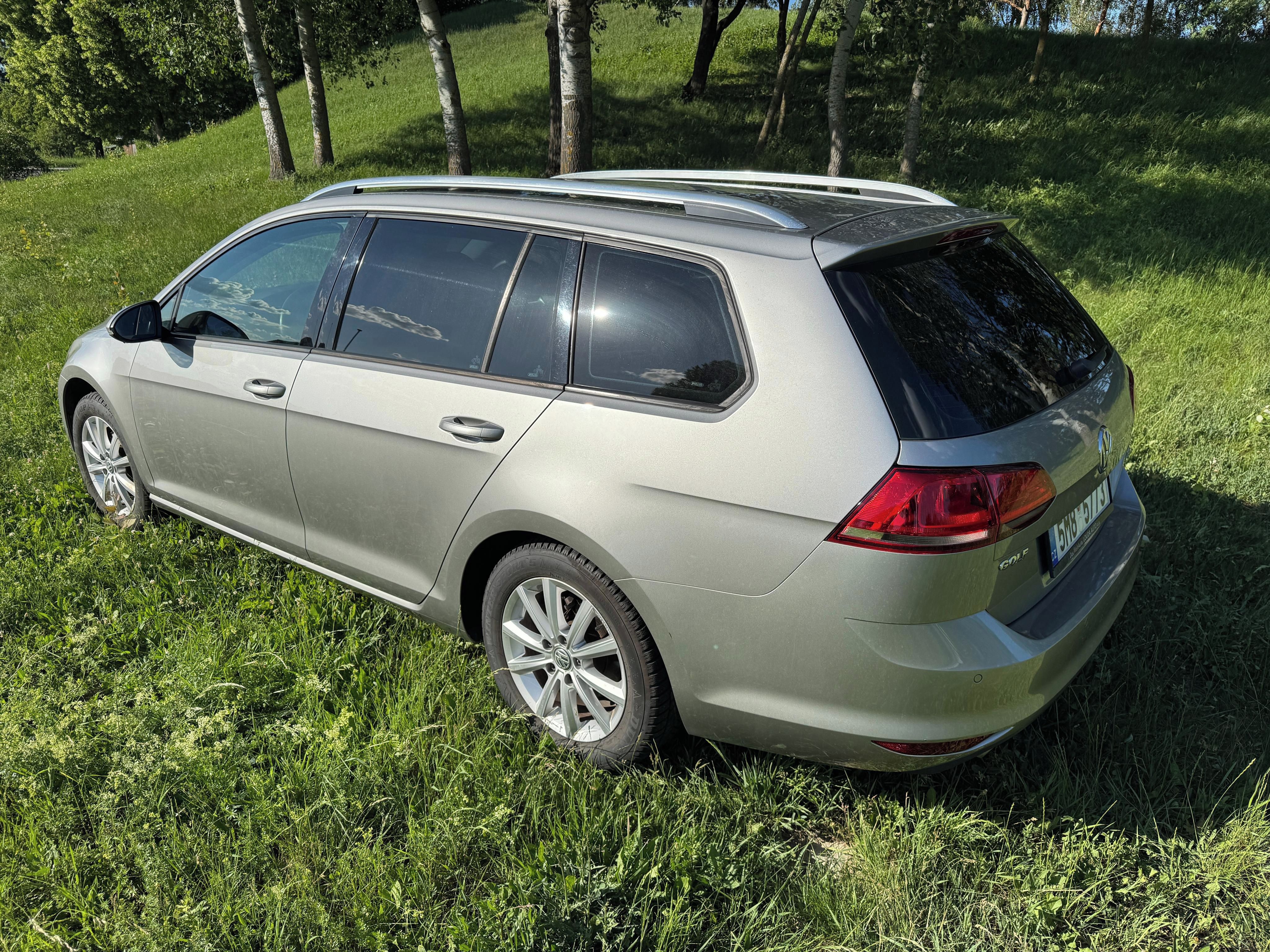 Volkswagen Golf - fotka 4