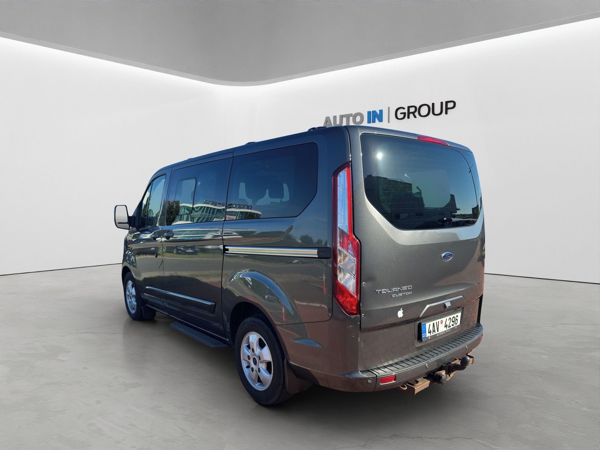 Ford Tourneo Custom, 2.2 TDCi Duratorq Titanium - fotka 4