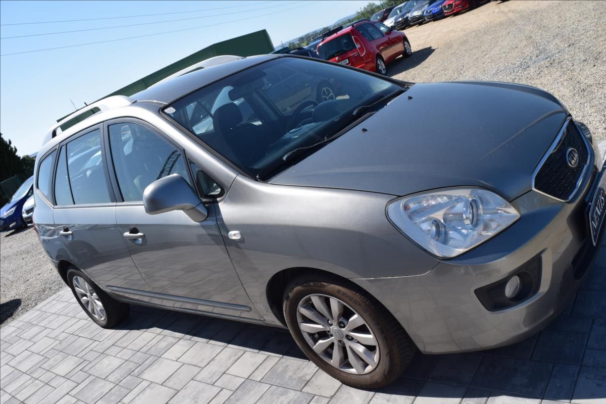 Kia Carens, 1,6 CRDI 85KW NÍZKÉ KM VÝHŘEV - fotka 4
