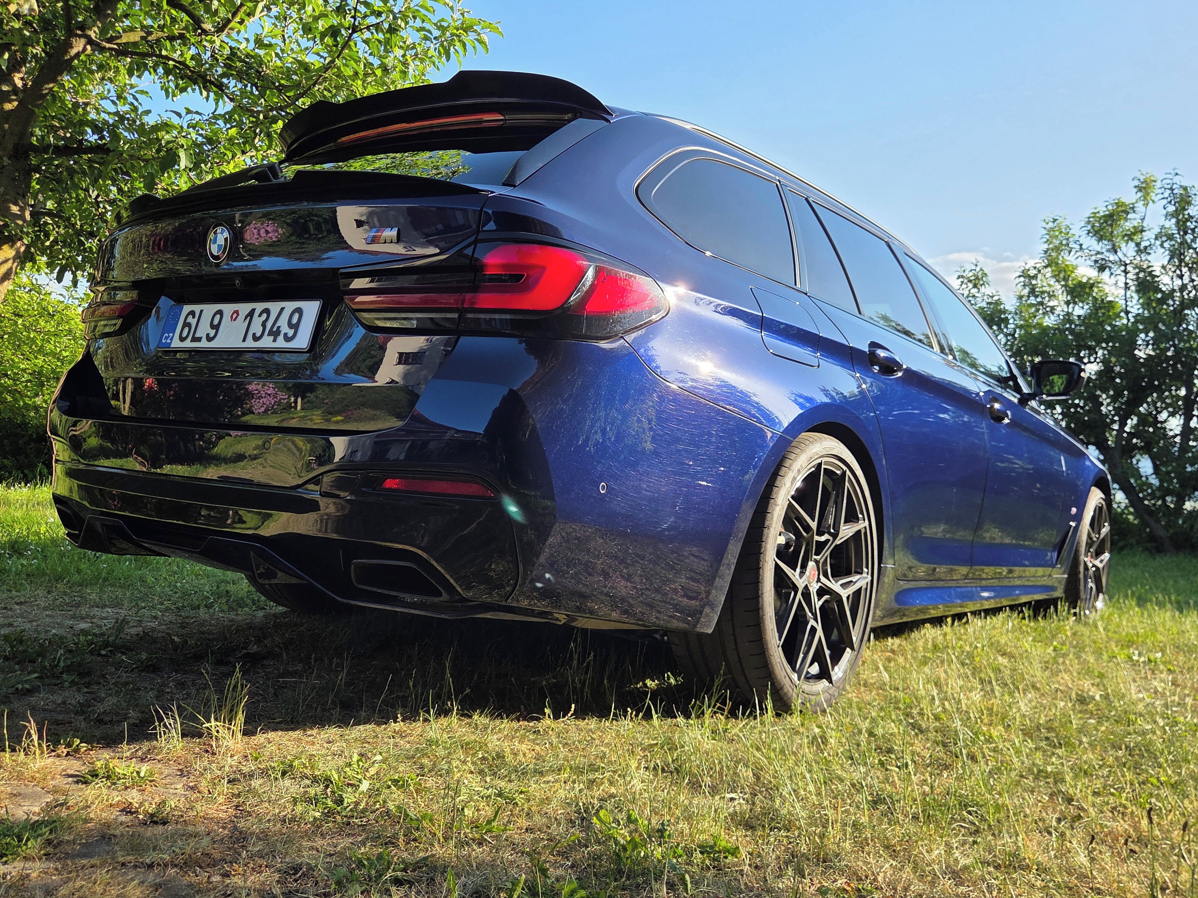BMW Řada 5, 540i xDrive, zaruka 10/2027 - fotka 5