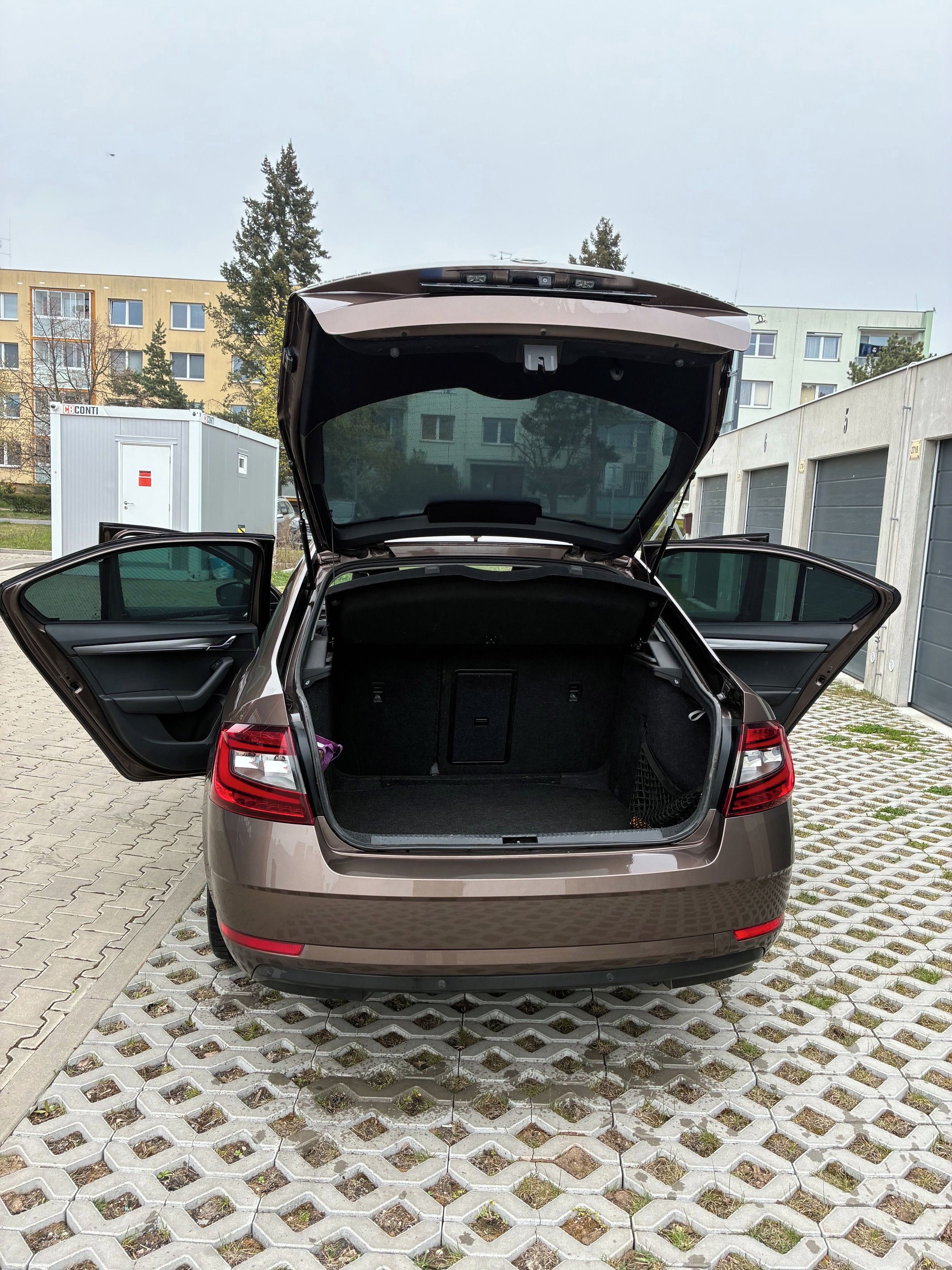 Škoda Octavia, Škoda Octavia 3, style +, DSG - fotka 3