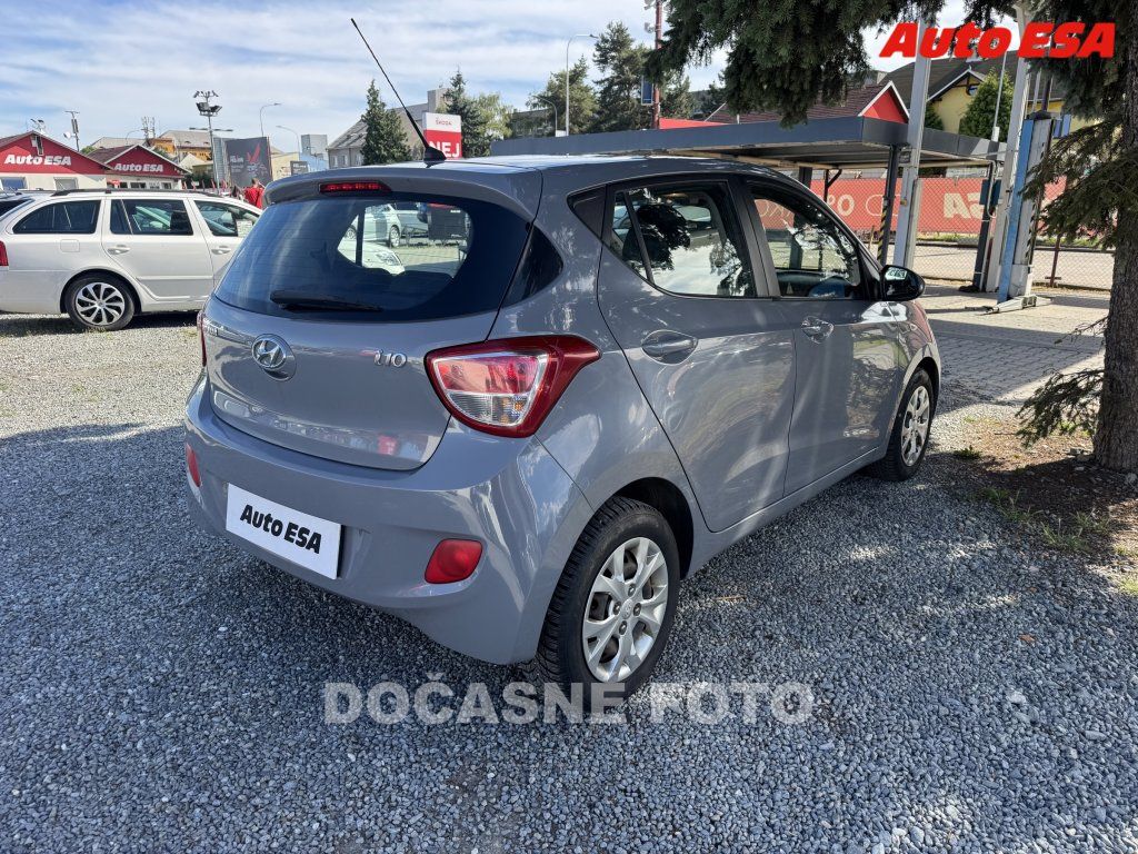 Hyundai i10, 1.0i - fotka 2