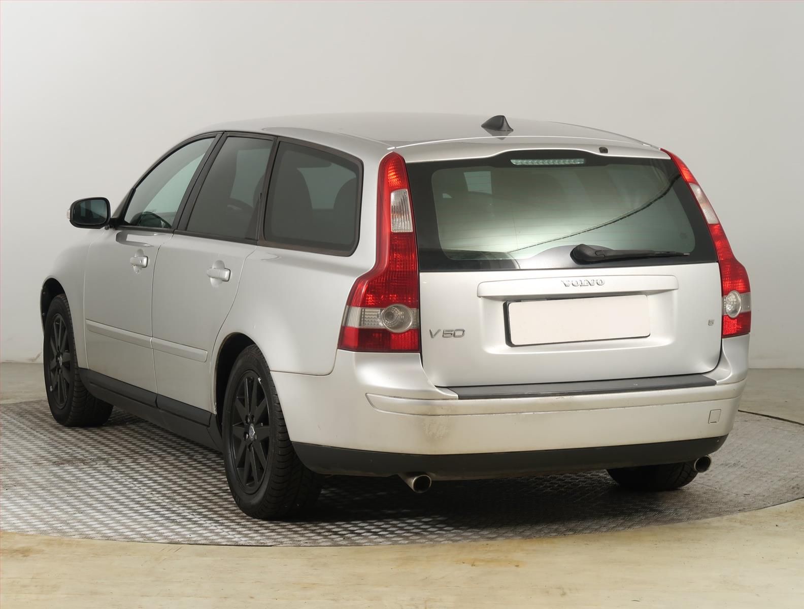 Volvo V50, D5, Automat, Automatická klima - fotka 4