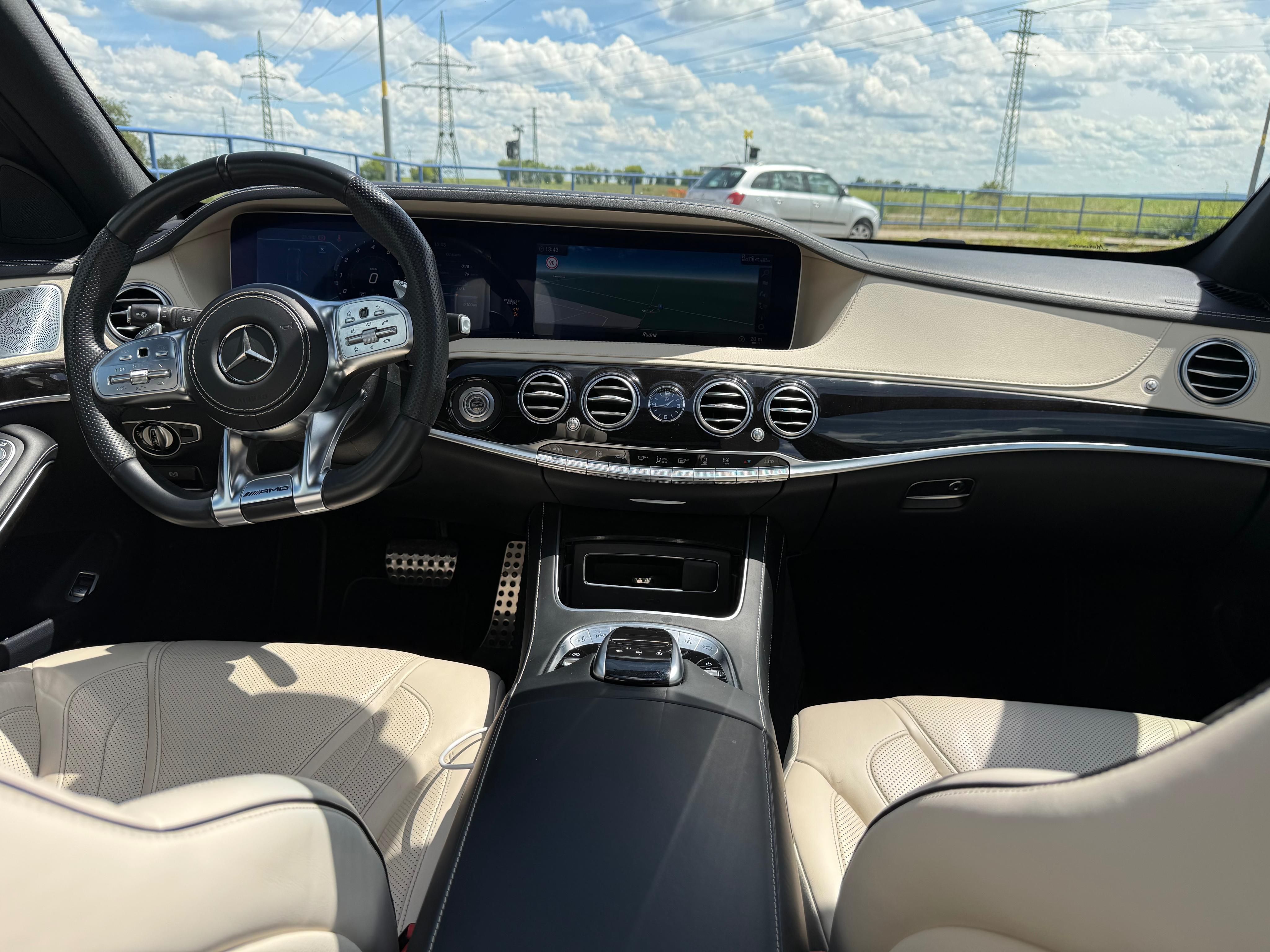 Mercedes-Benz Třídy S, Mercedes-Benz S560 L AMG , naj - fotka 5