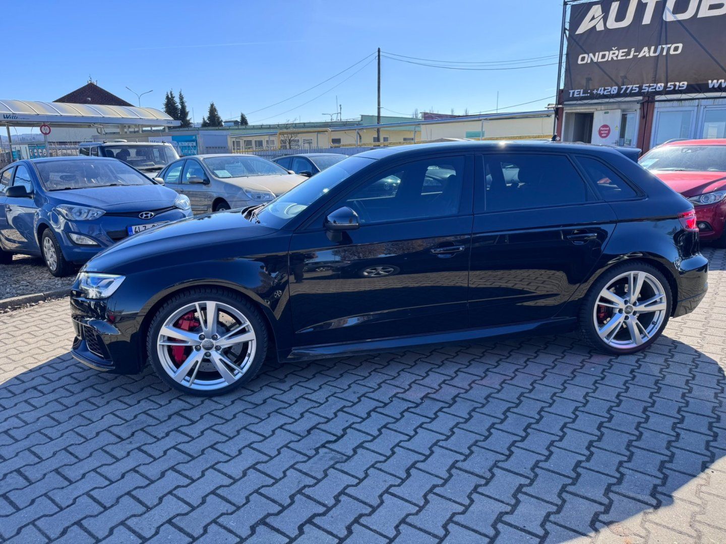 Audi RS3, 4X4 2,5 TFSI 400+ KONÍ KM - fotka 3
