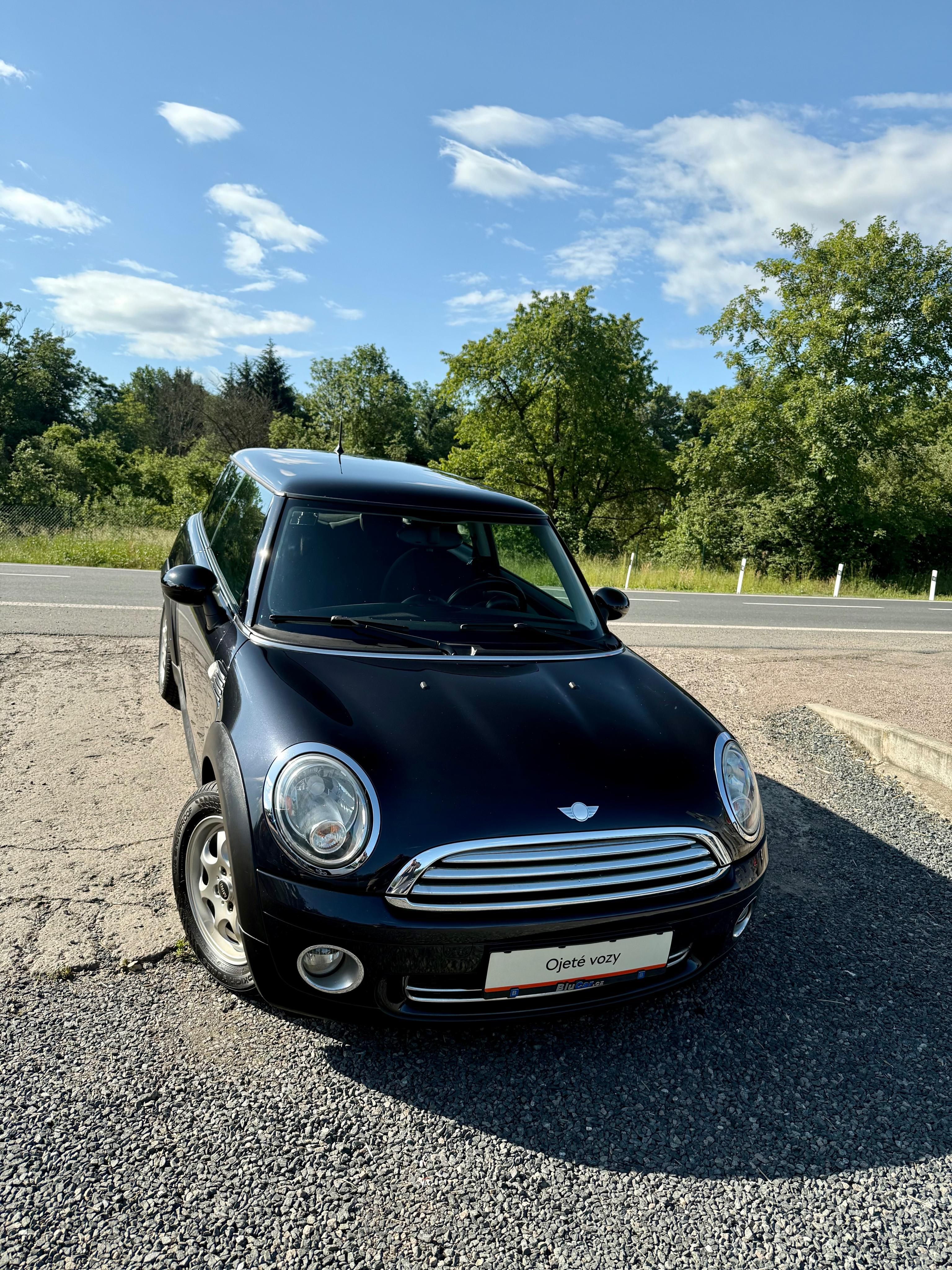 Mini Cooper, One 1.4i 70kw Klima Serviska - fotka 6