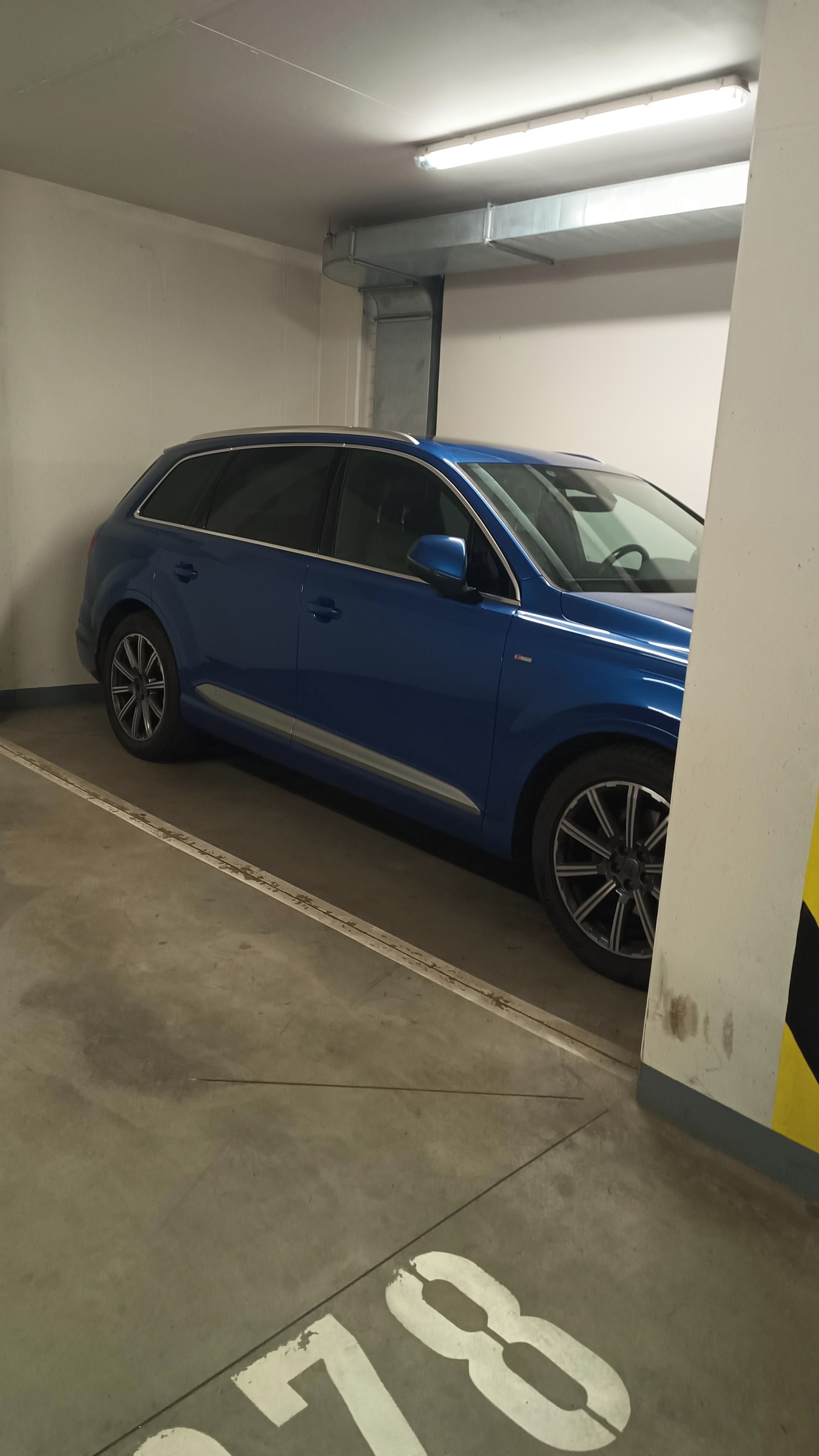Audi Q7 - fotka 2