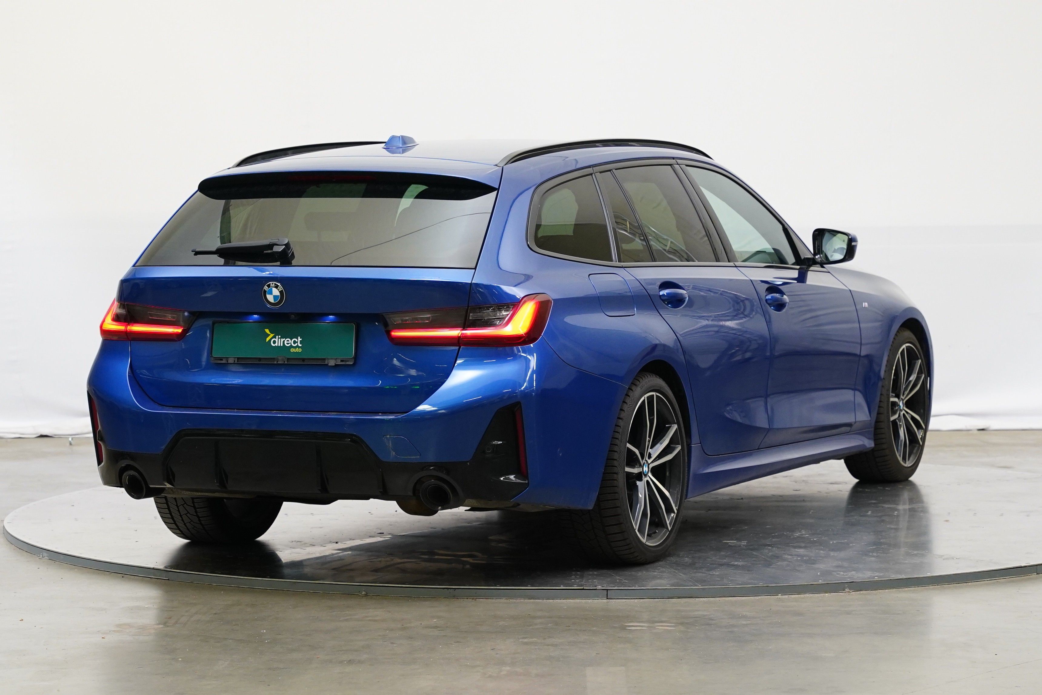 BMW Řada 3, 2.0 320d xDrive 140 kW - fotka 2