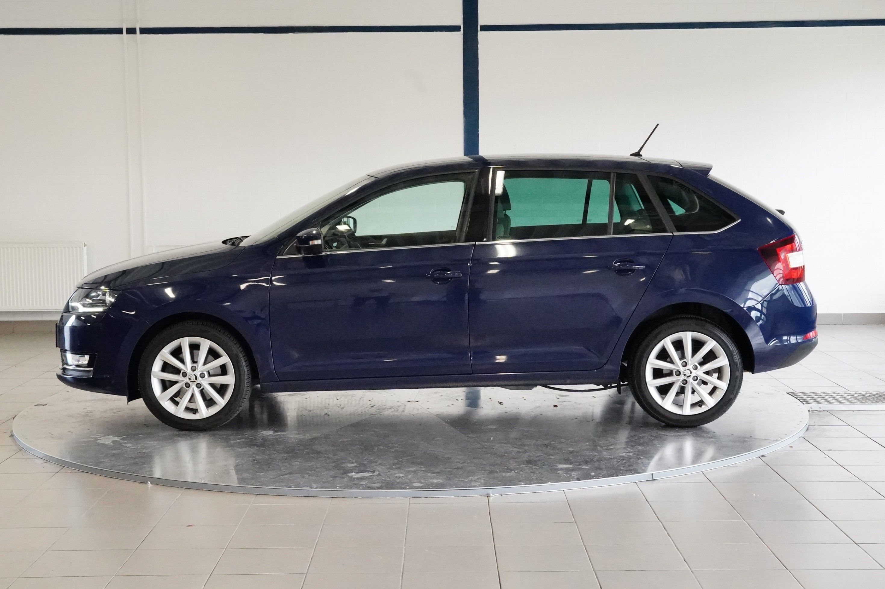 Škoda Rapid, 1.4 TSI 92 kW Style - fotka 3