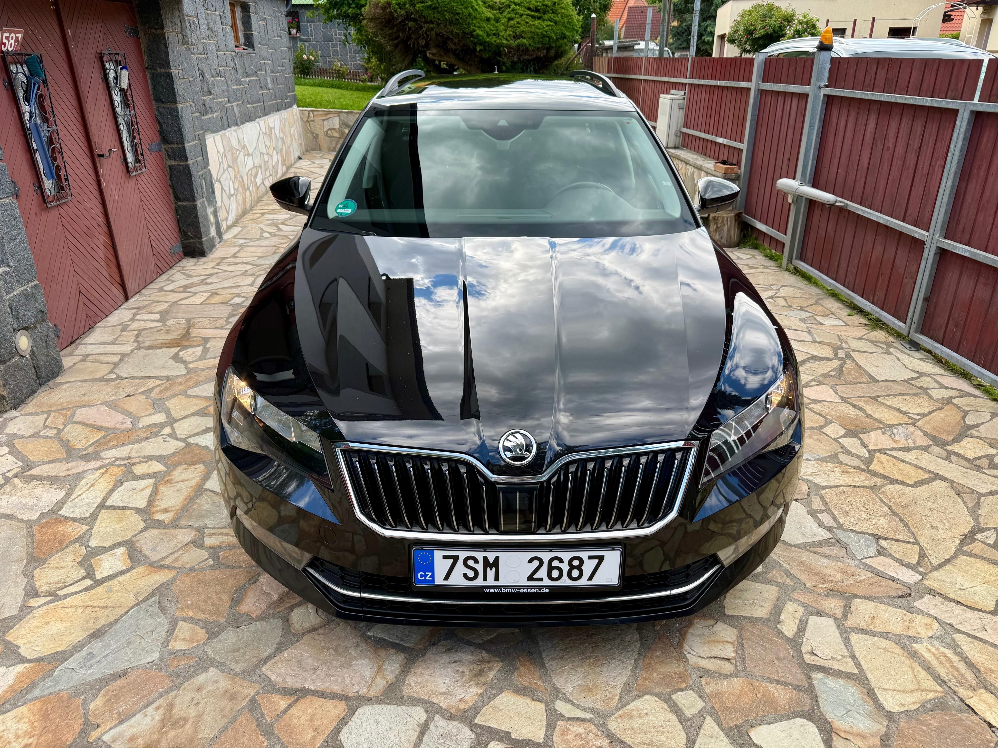 Škoda Superb, 1.5TSI DSG 110KW AMBITION PLUS - fotka 2