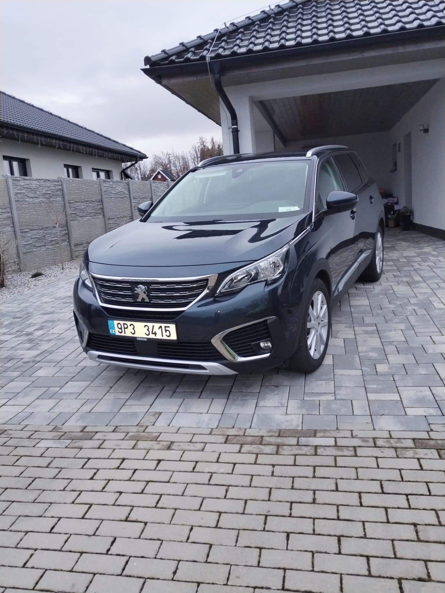 Peugeot 5008, 1.5 HDI 96kW ALLURE tažné z. - fotka 6