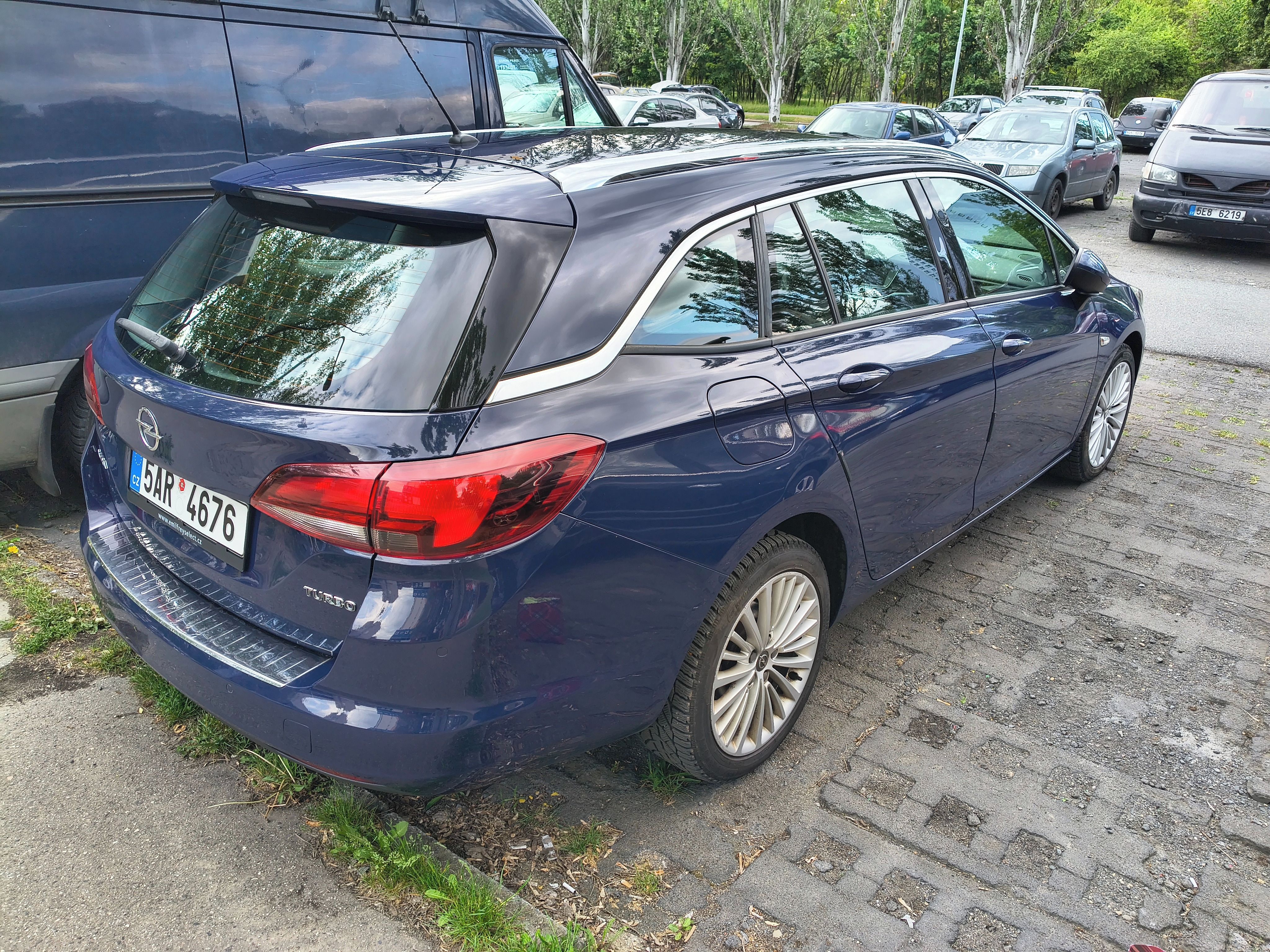 Opel Astra, Opel Astra 1,4T 110kW novation - fotka 6