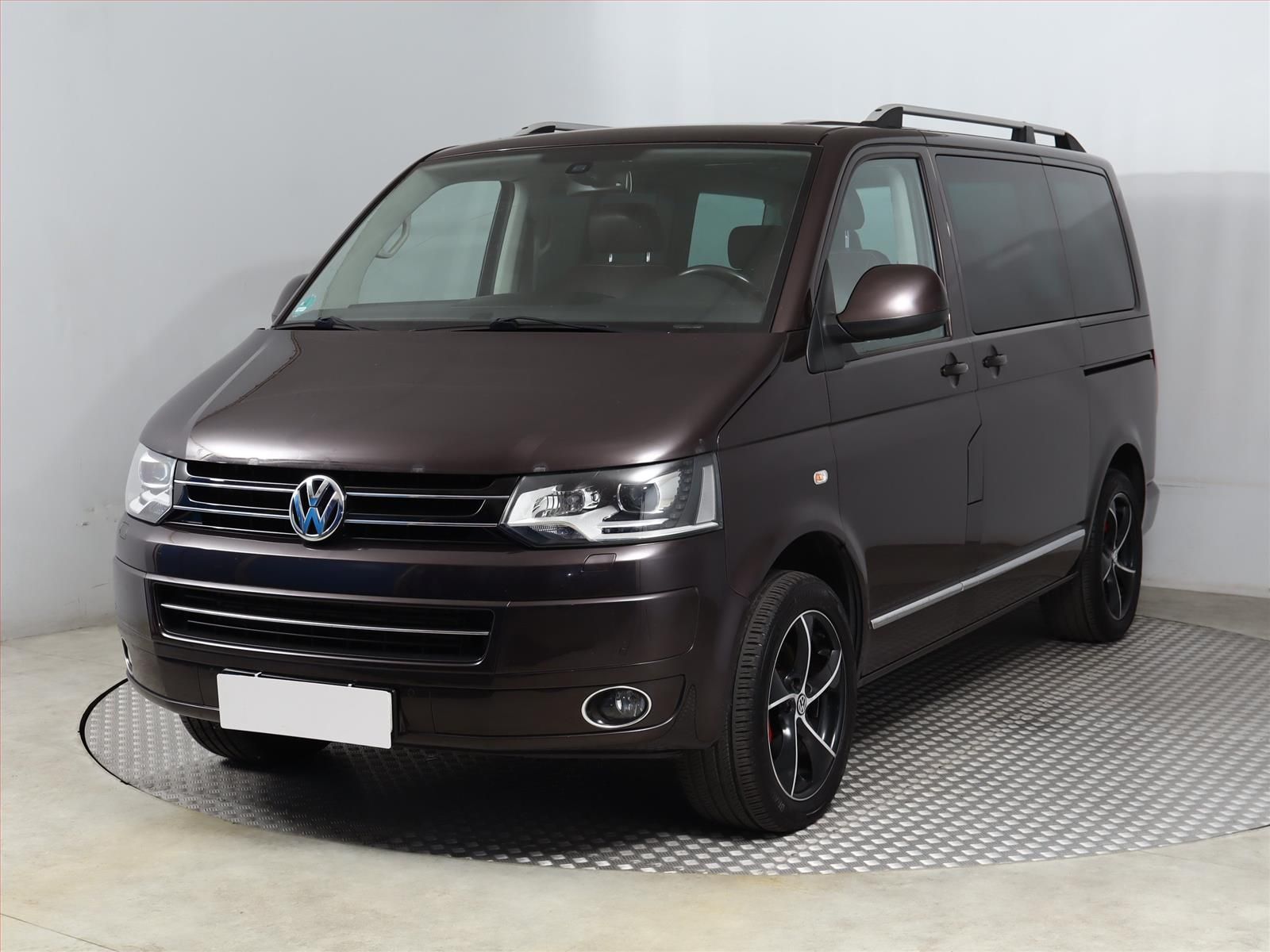 Volkswagen Multivan, 2.0 TDI 4Motion, Highline - fotka 2