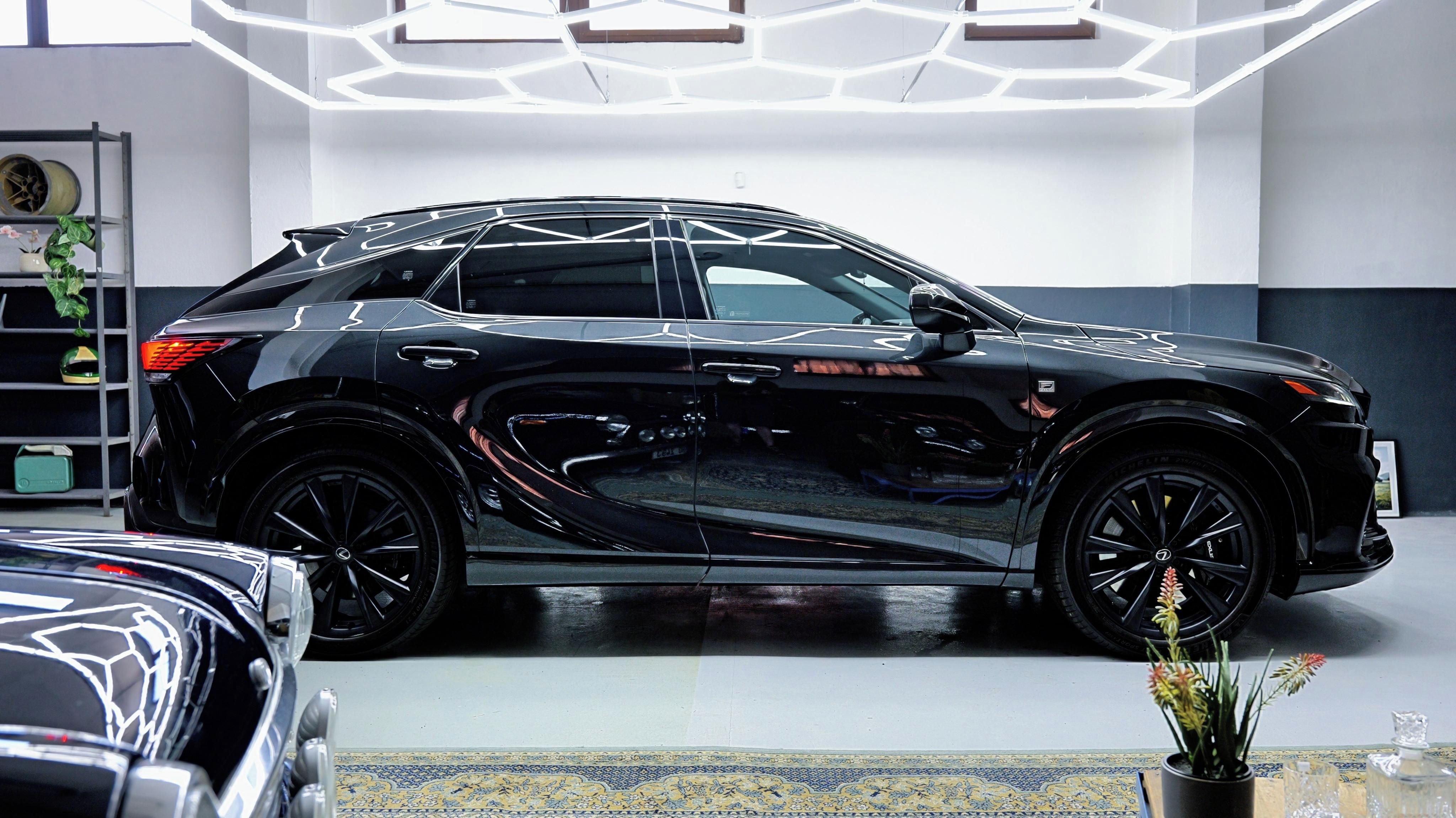 Lexus RX 500h, FSPORT | PŘEVOD OPERÁKU - fotka 6